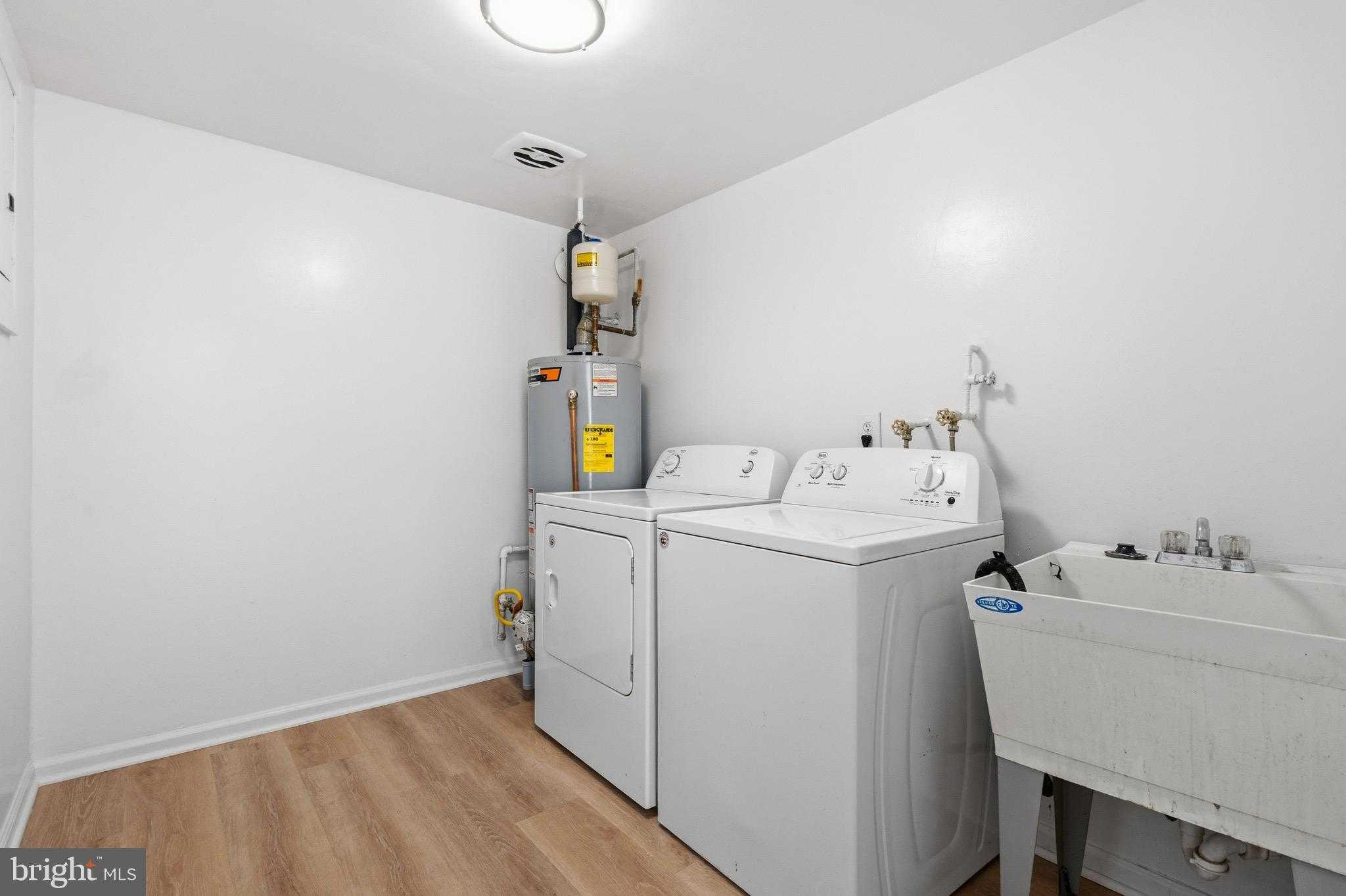 10009 Fair Woods Dr photo 12