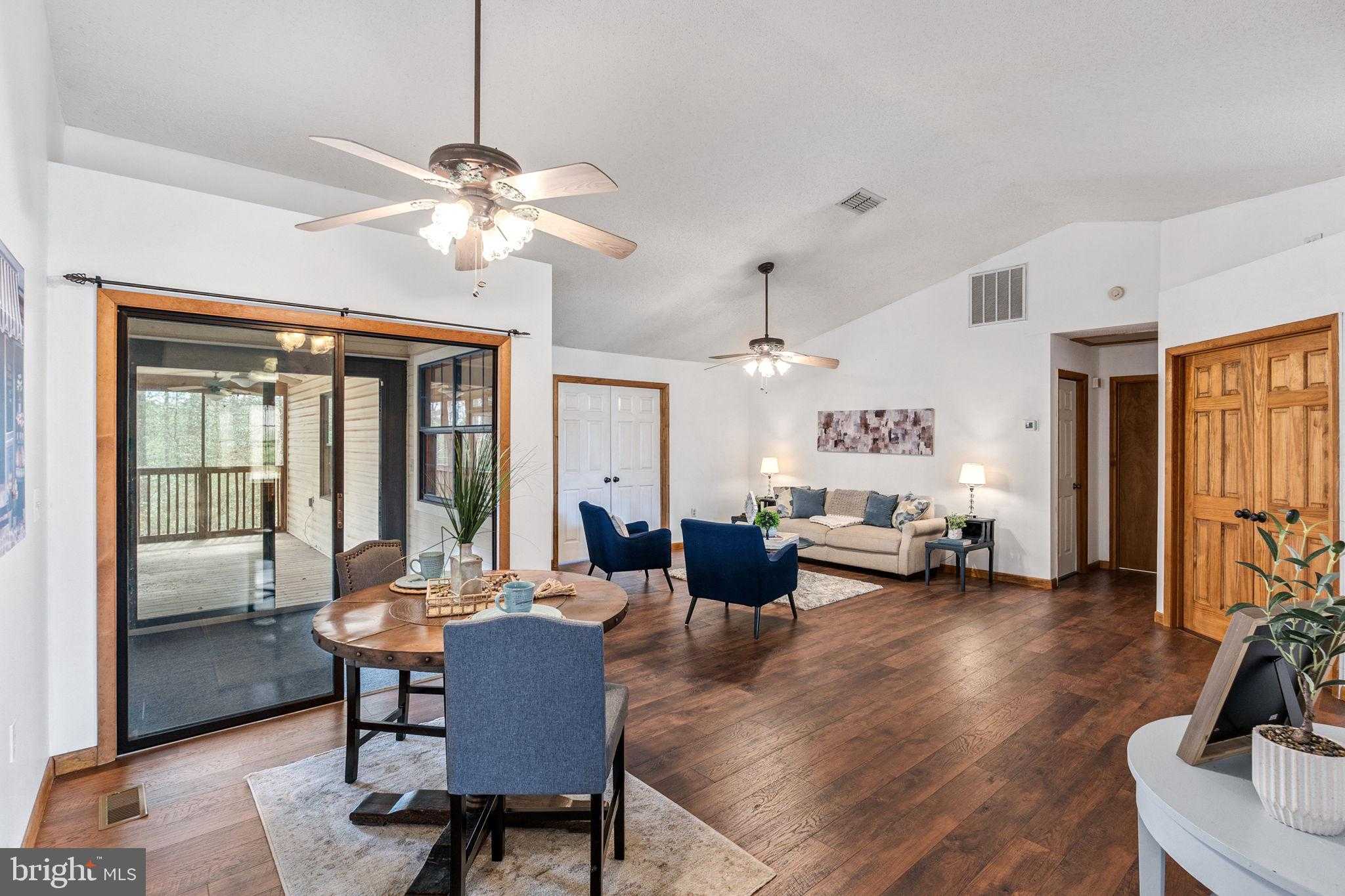 11276 Mckenney Dr photo 9