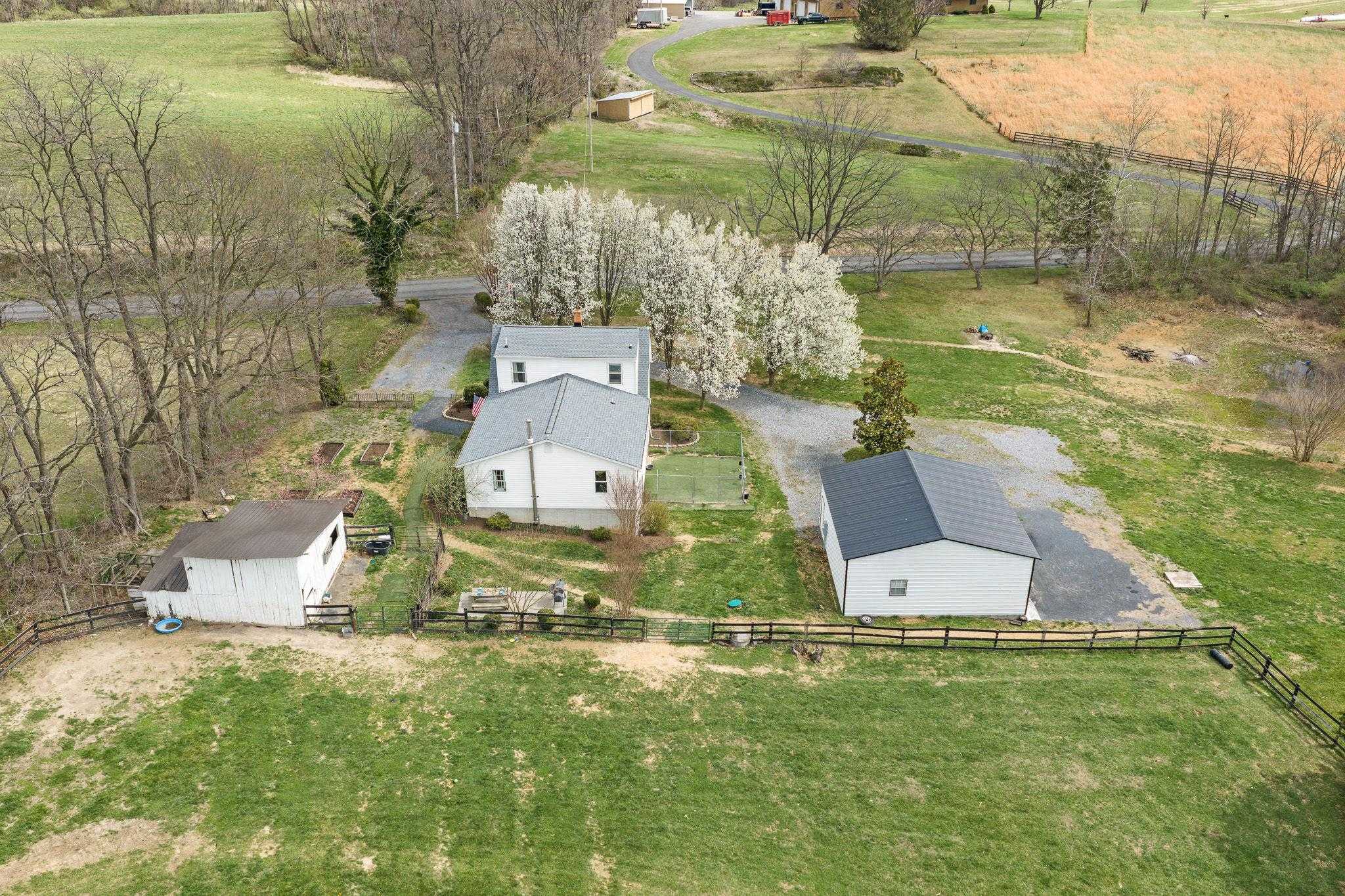 4494 Cedar Creek Grade photo 3