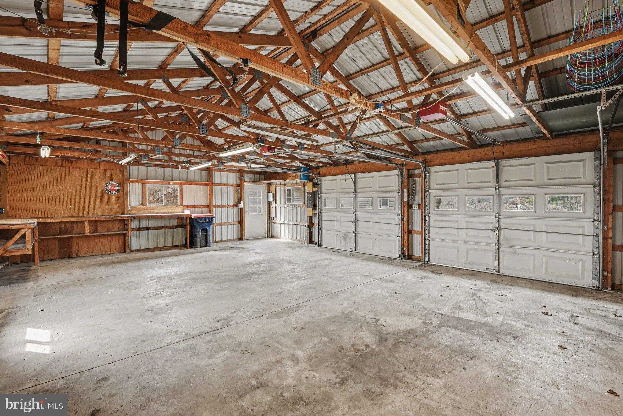 305 Green Hill Rd photo 30