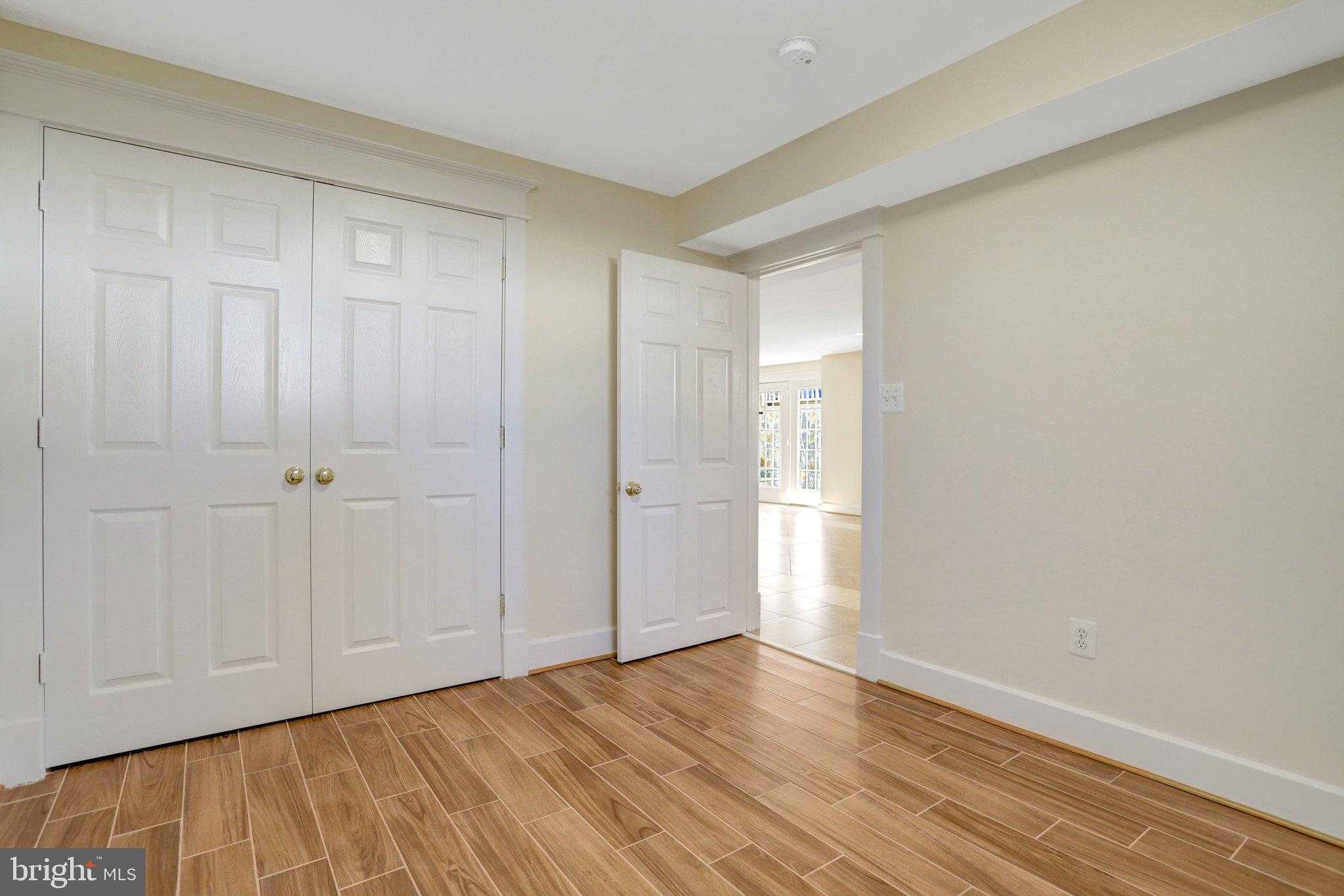 639 23rd St S photo 42