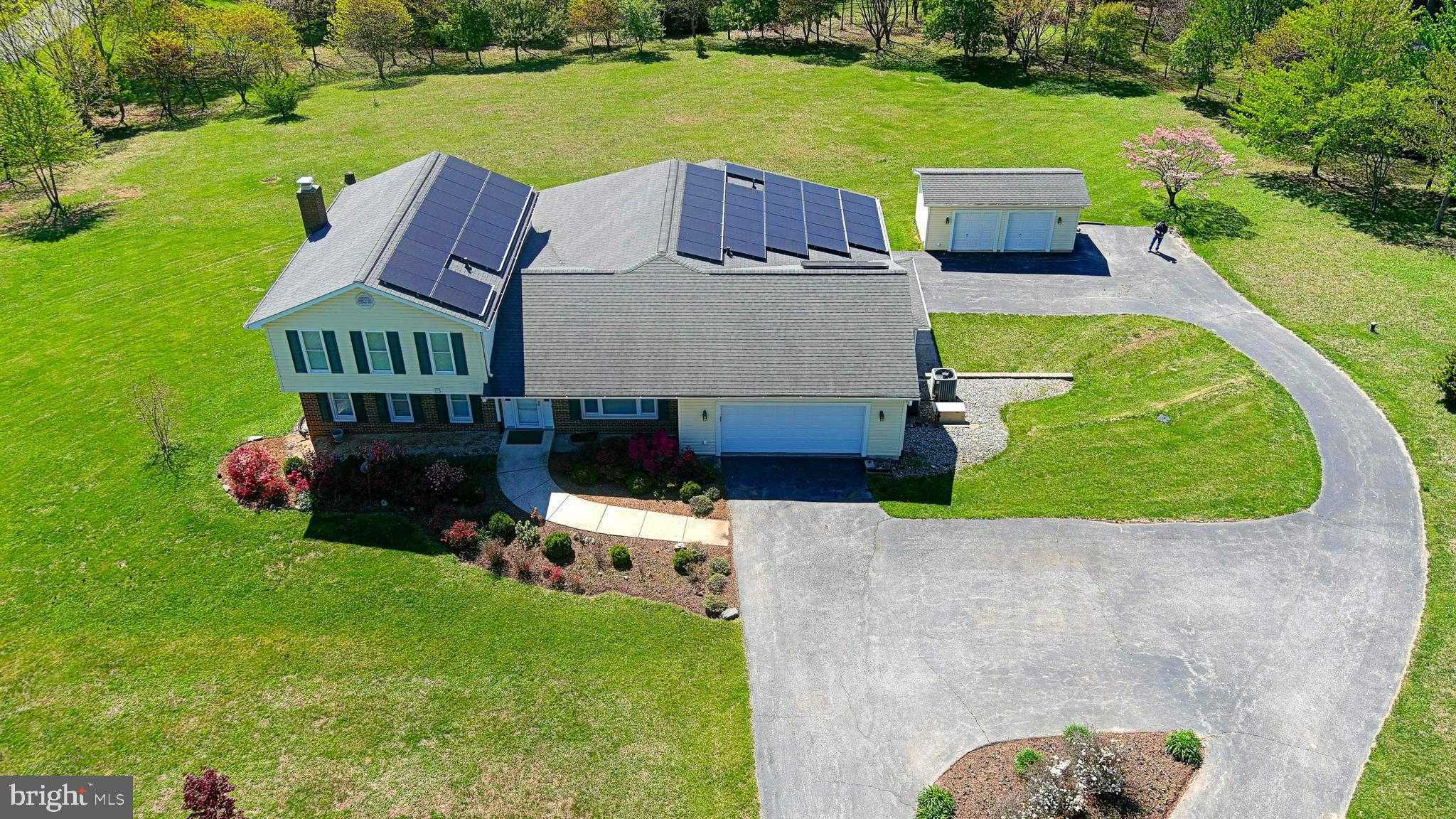 13789 Blythedale Dr photo 3