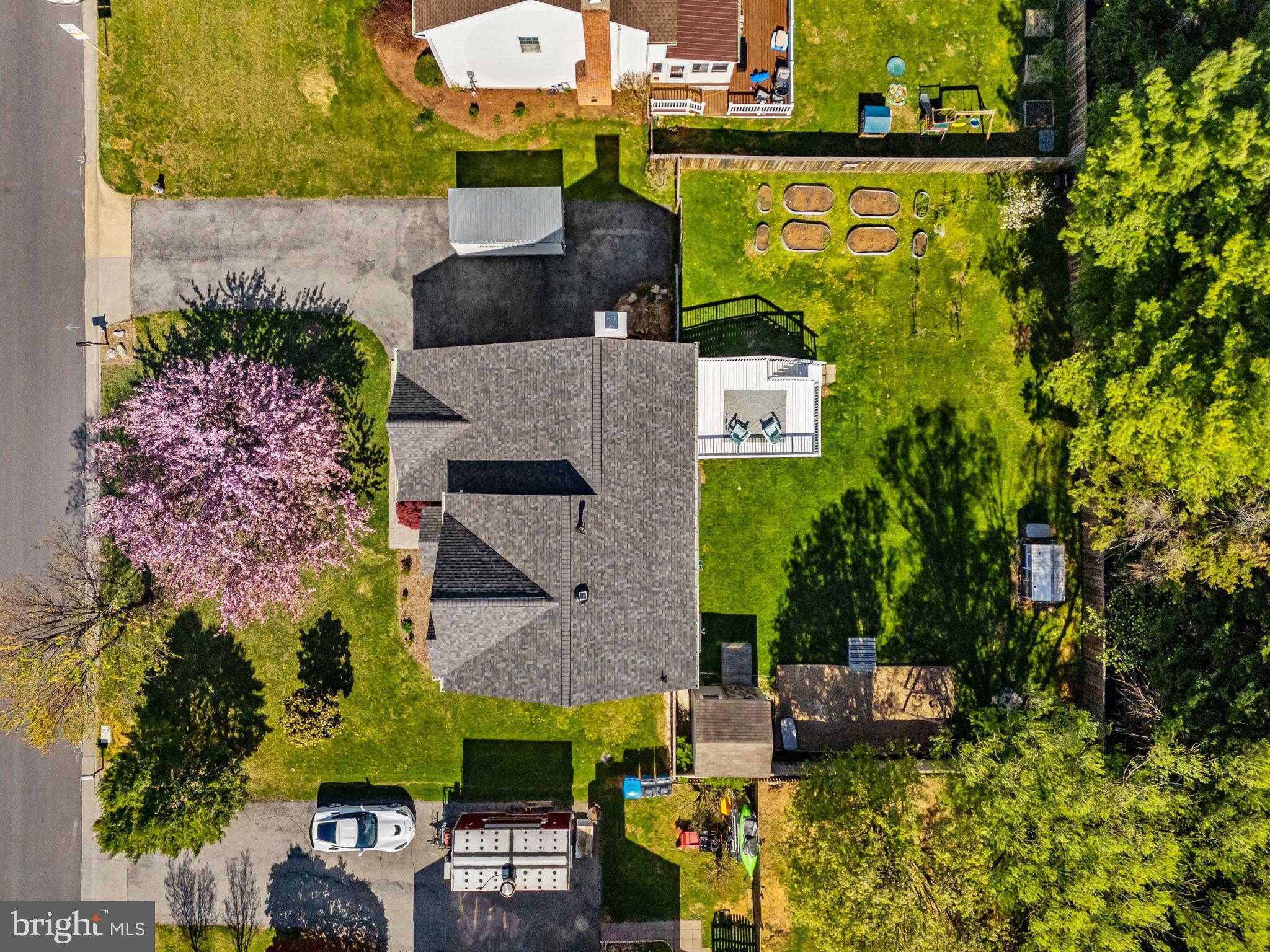 306 Mosby Blvd photo 82