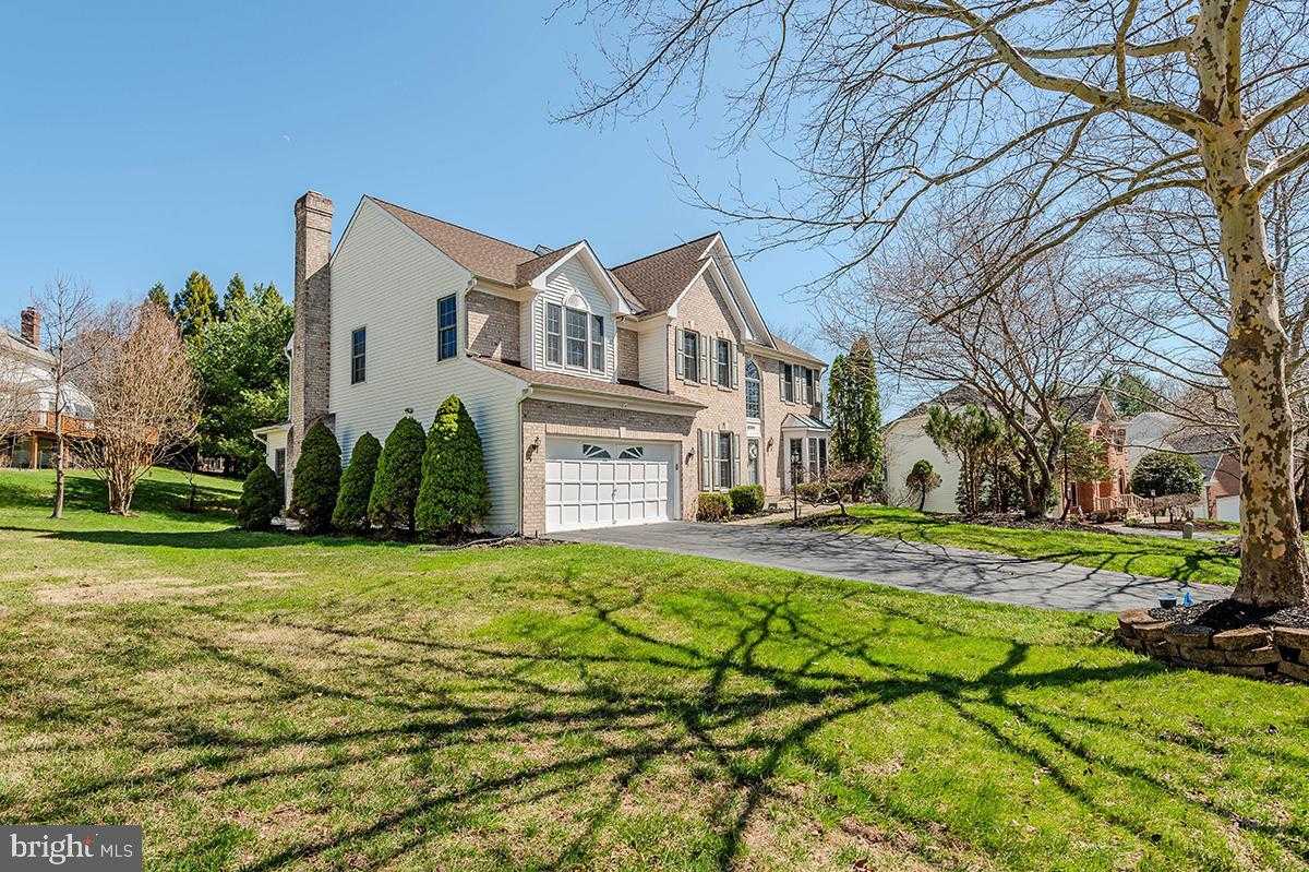 8305 Governor Kent Ter photo 4