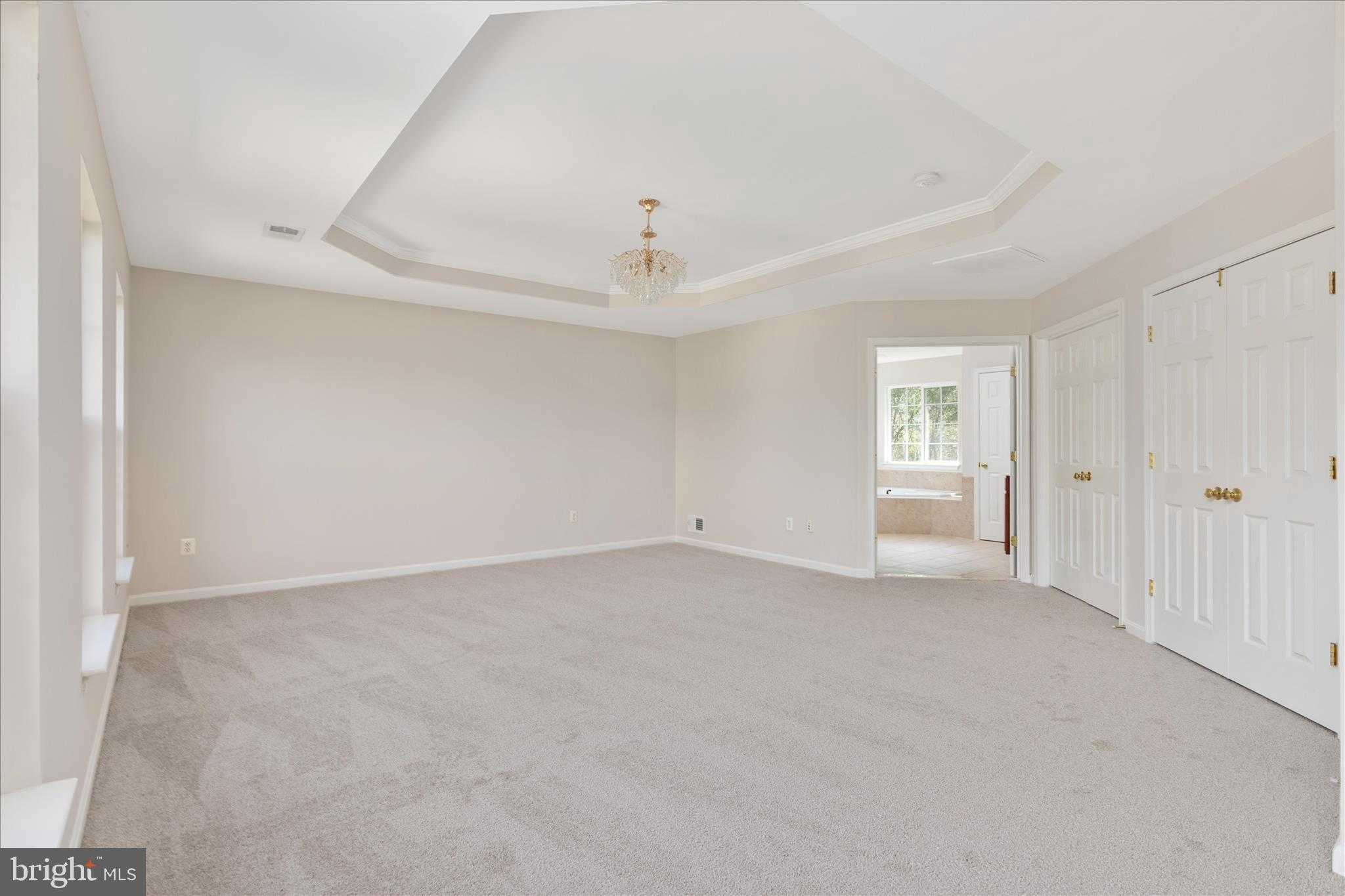 813 Kingsbrook Rd photo 35