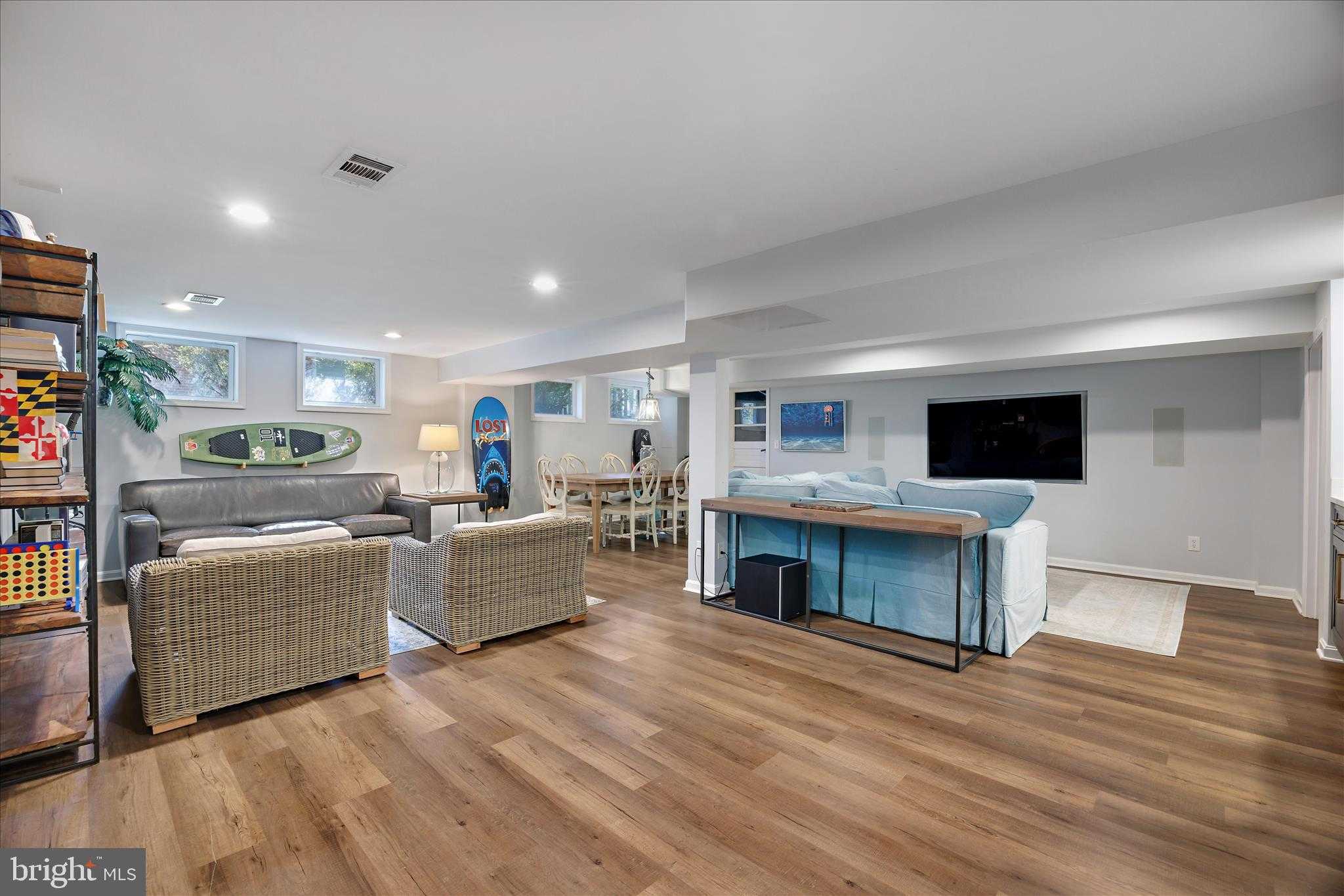 811 Teakwood Dr photo 36