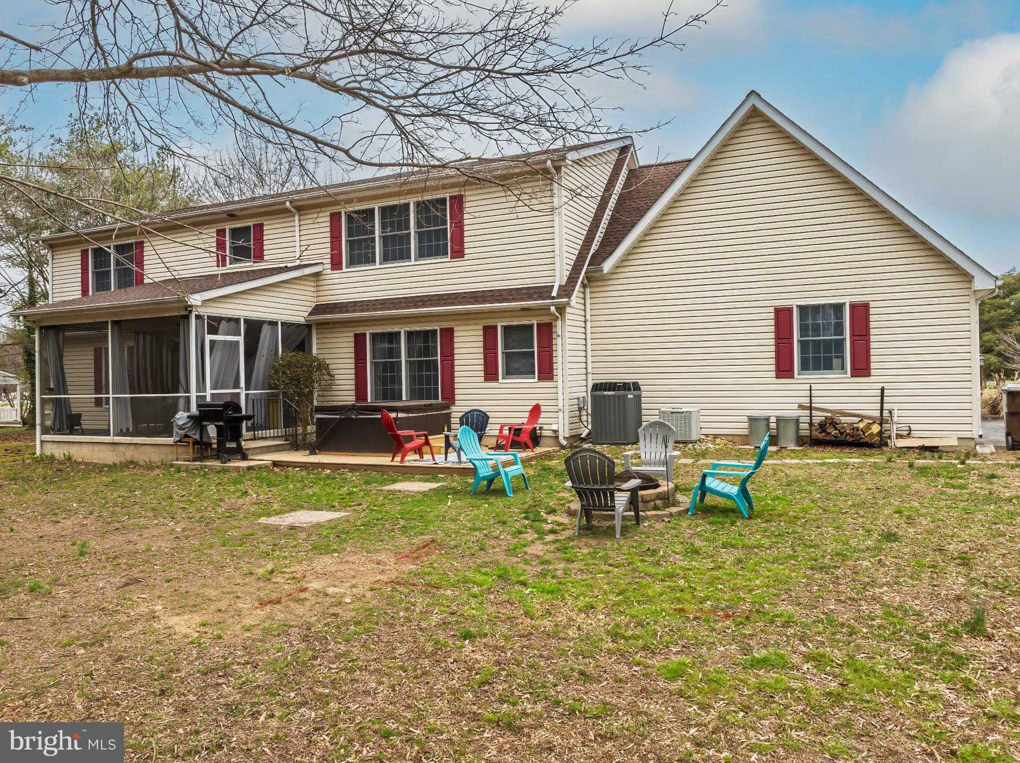 101 Coleman Dr photo 3