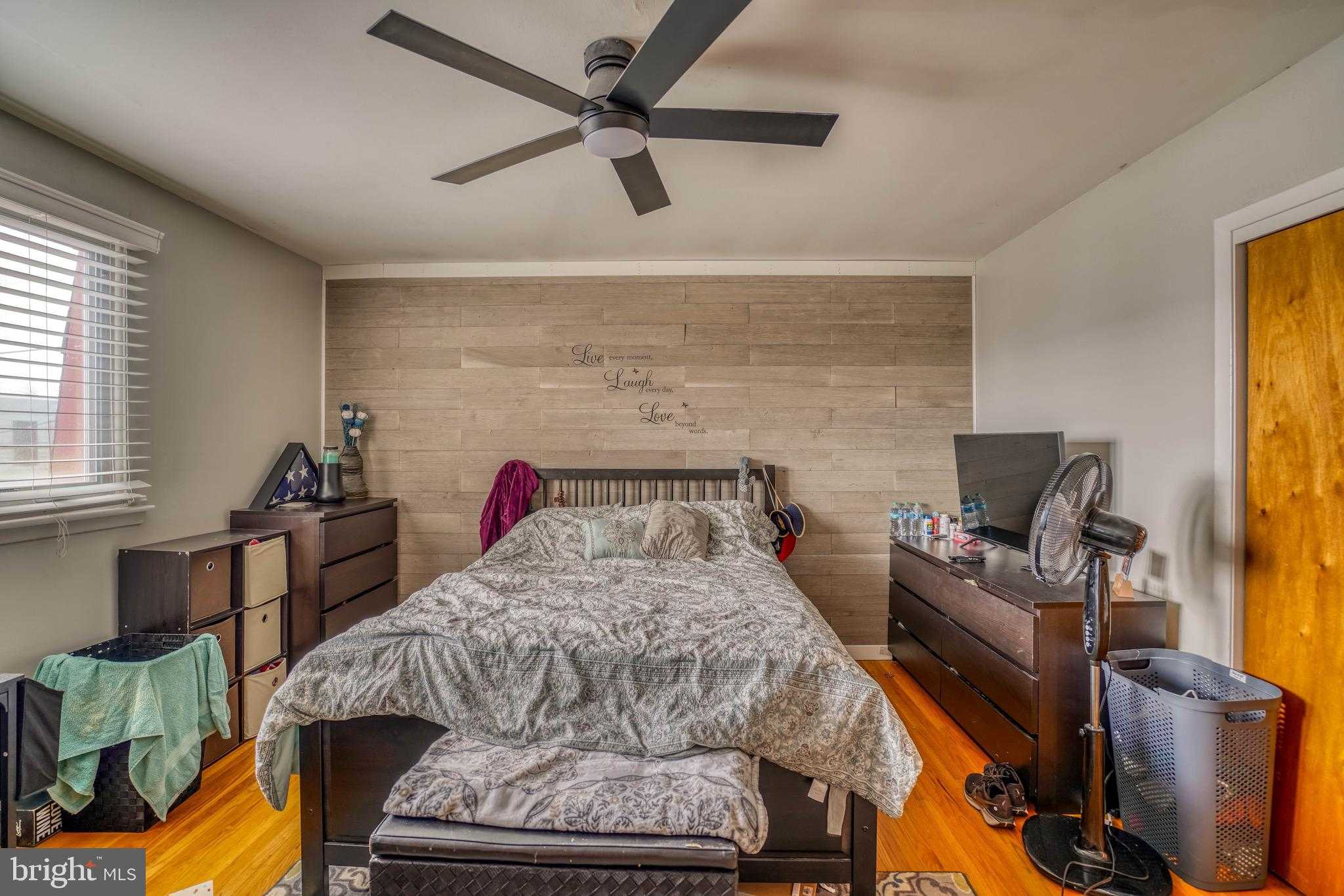 2531 Lefevre St photo 15