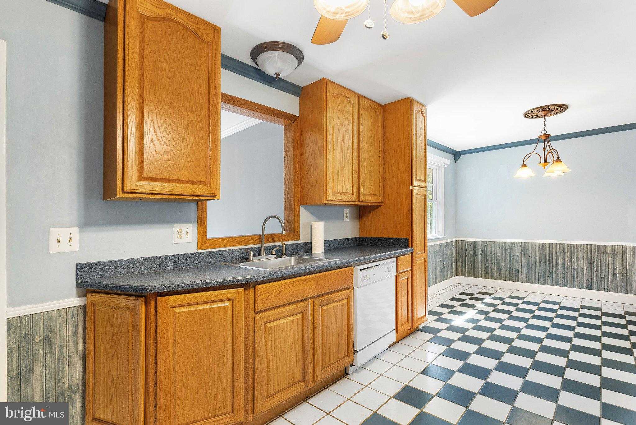 1075 Sun Valley Dr photo 12