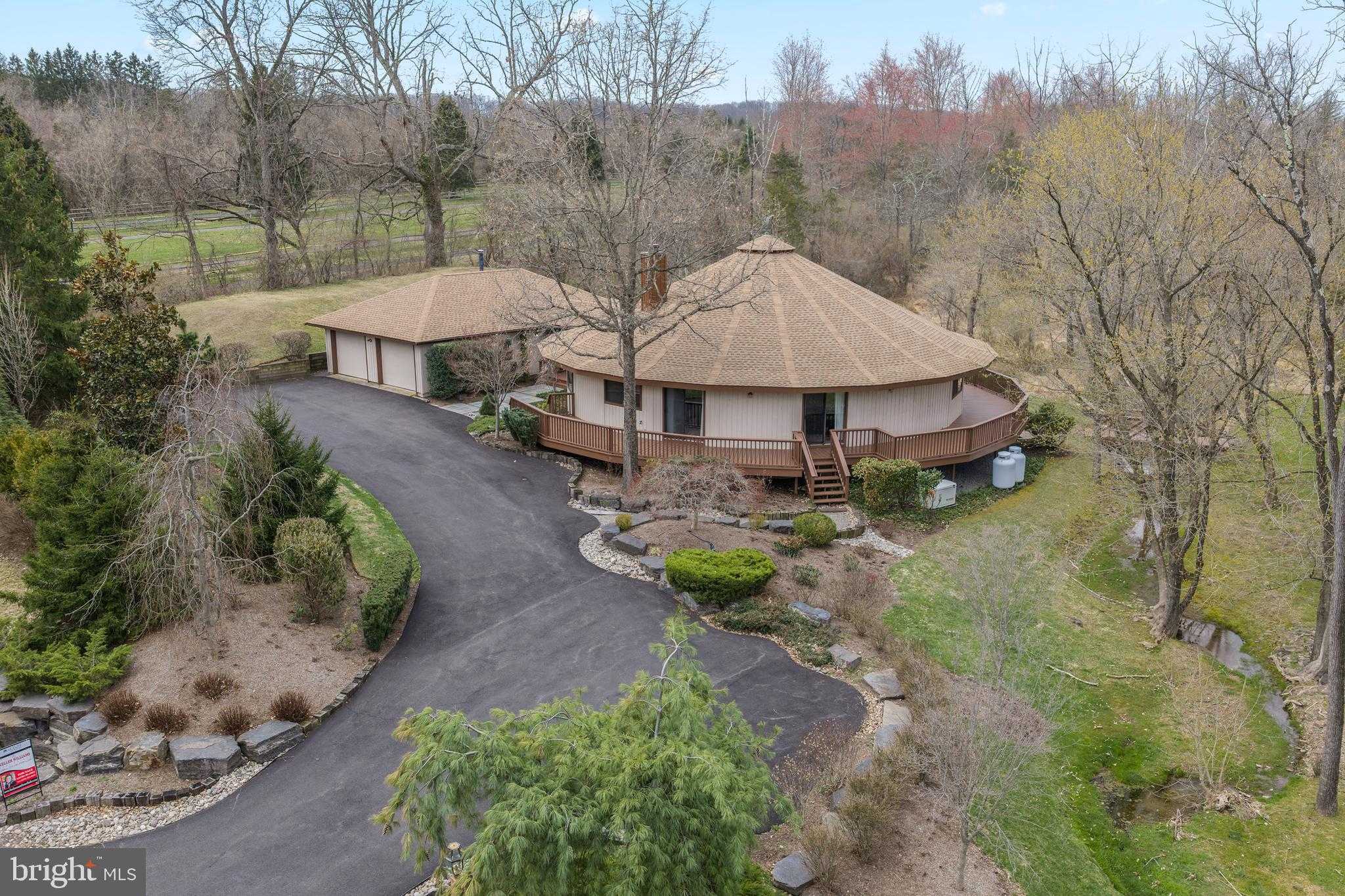 2119 S Sugan Rd photo 3