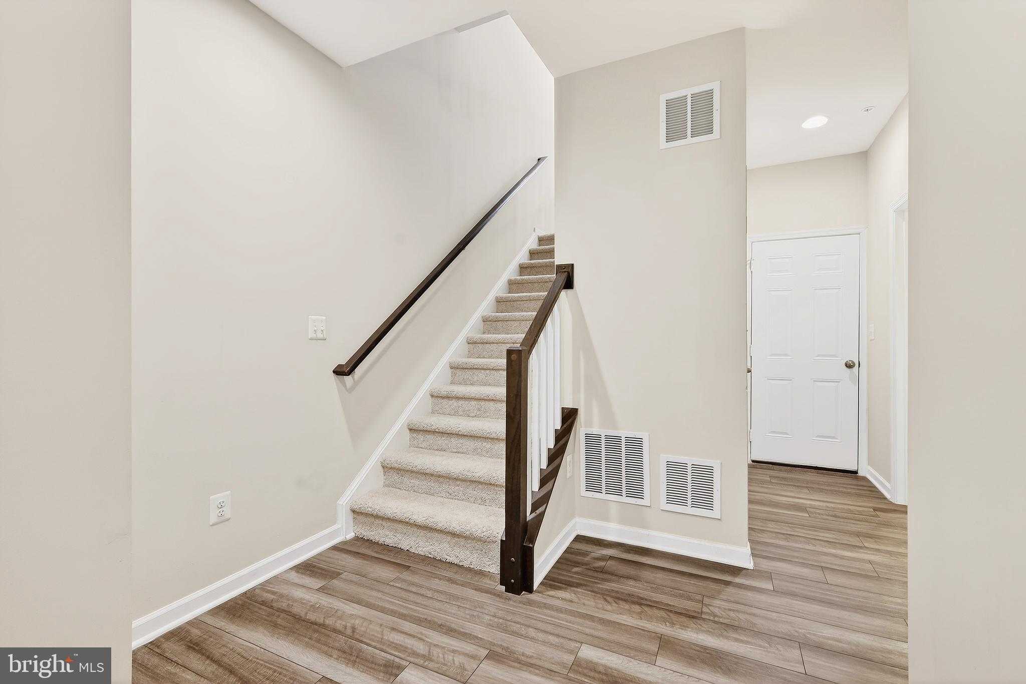 1017 Flester Ln photo 30