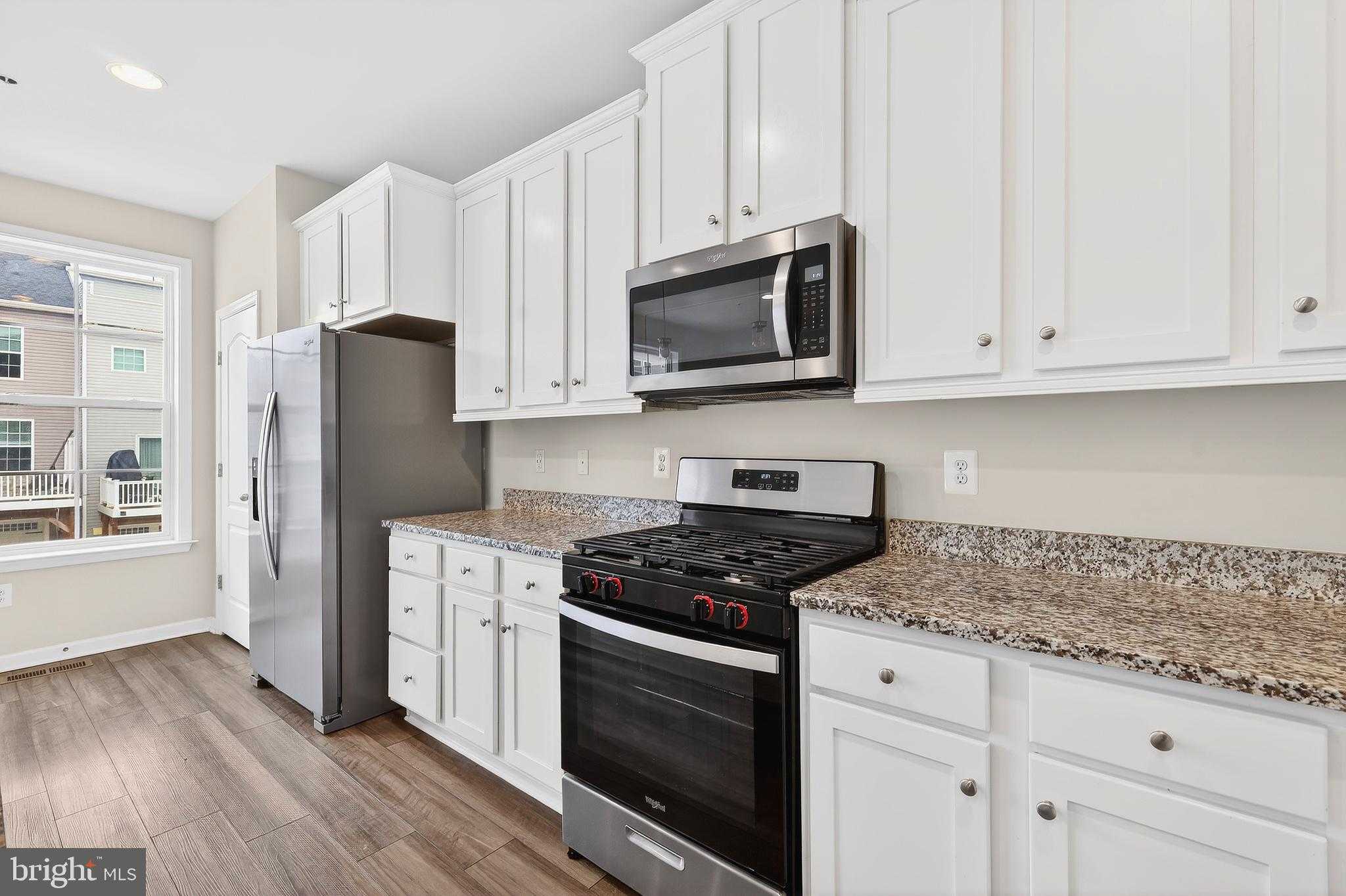 1017 Flester Ln photo 6