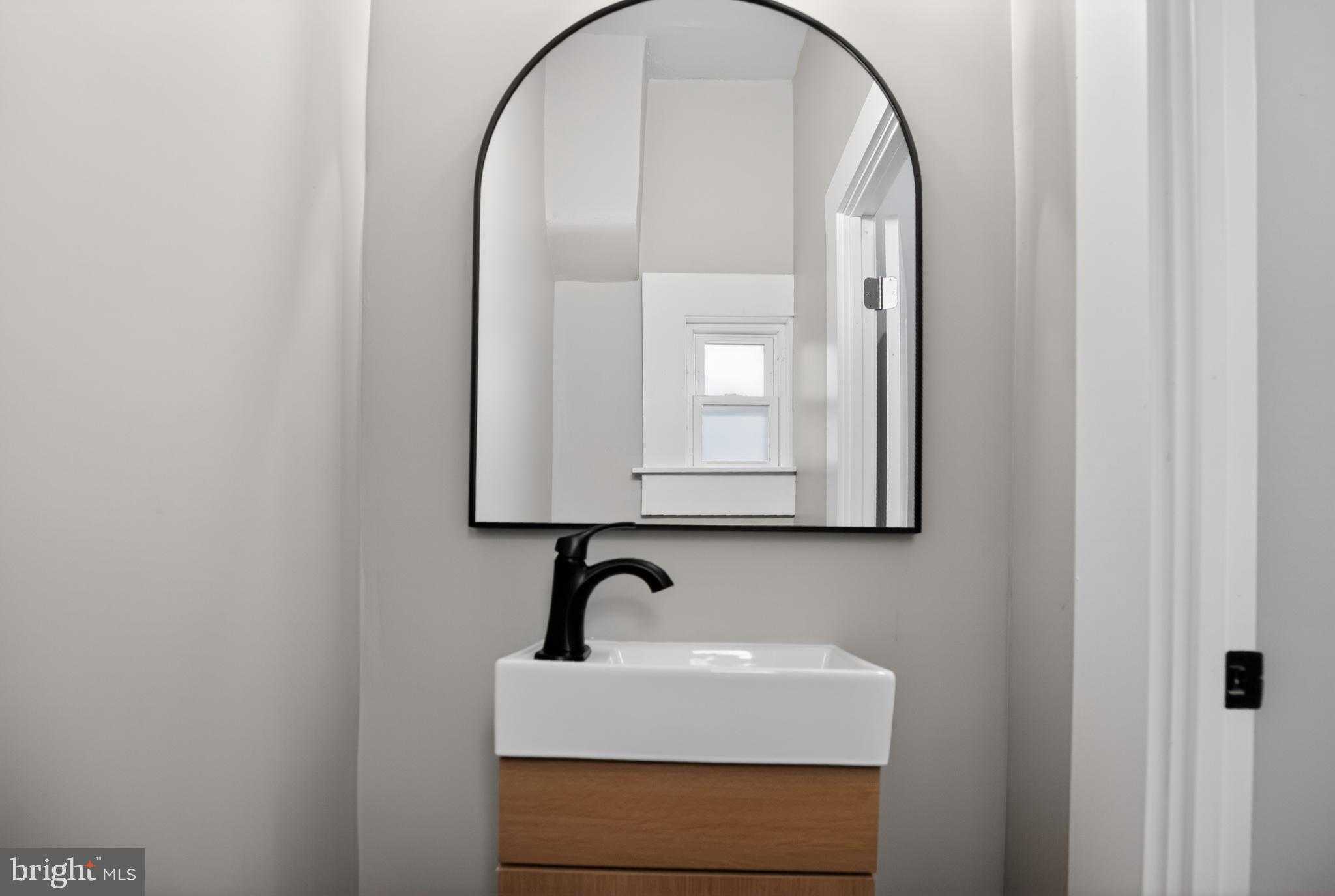 226 E Sydney St photo 21