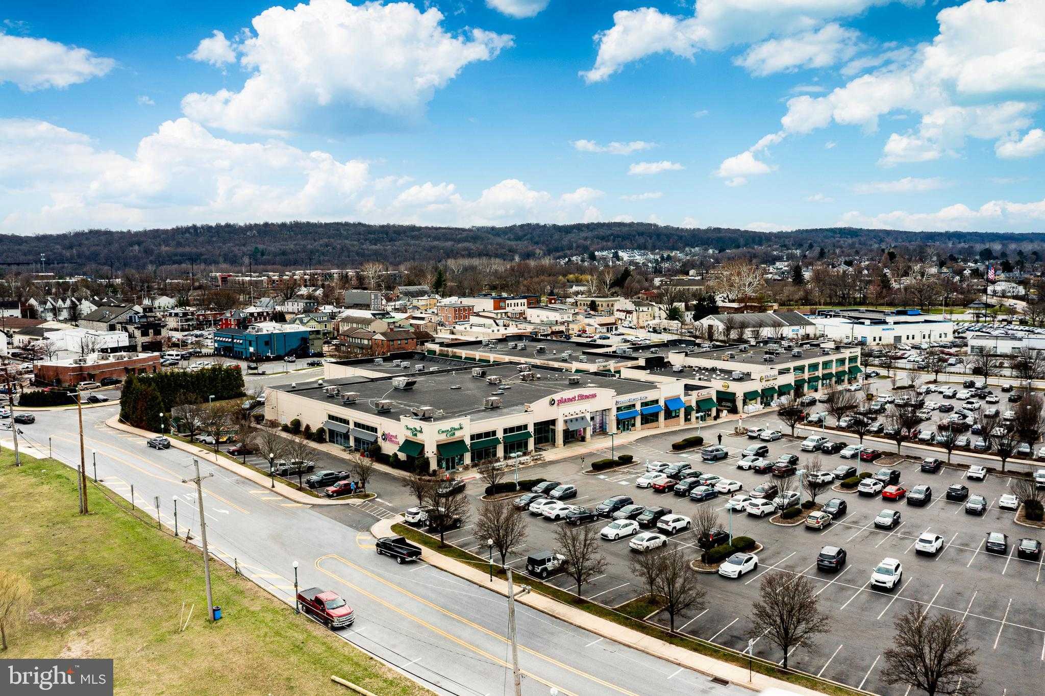 335 E Lancaster Ave Unit E4 photo 18