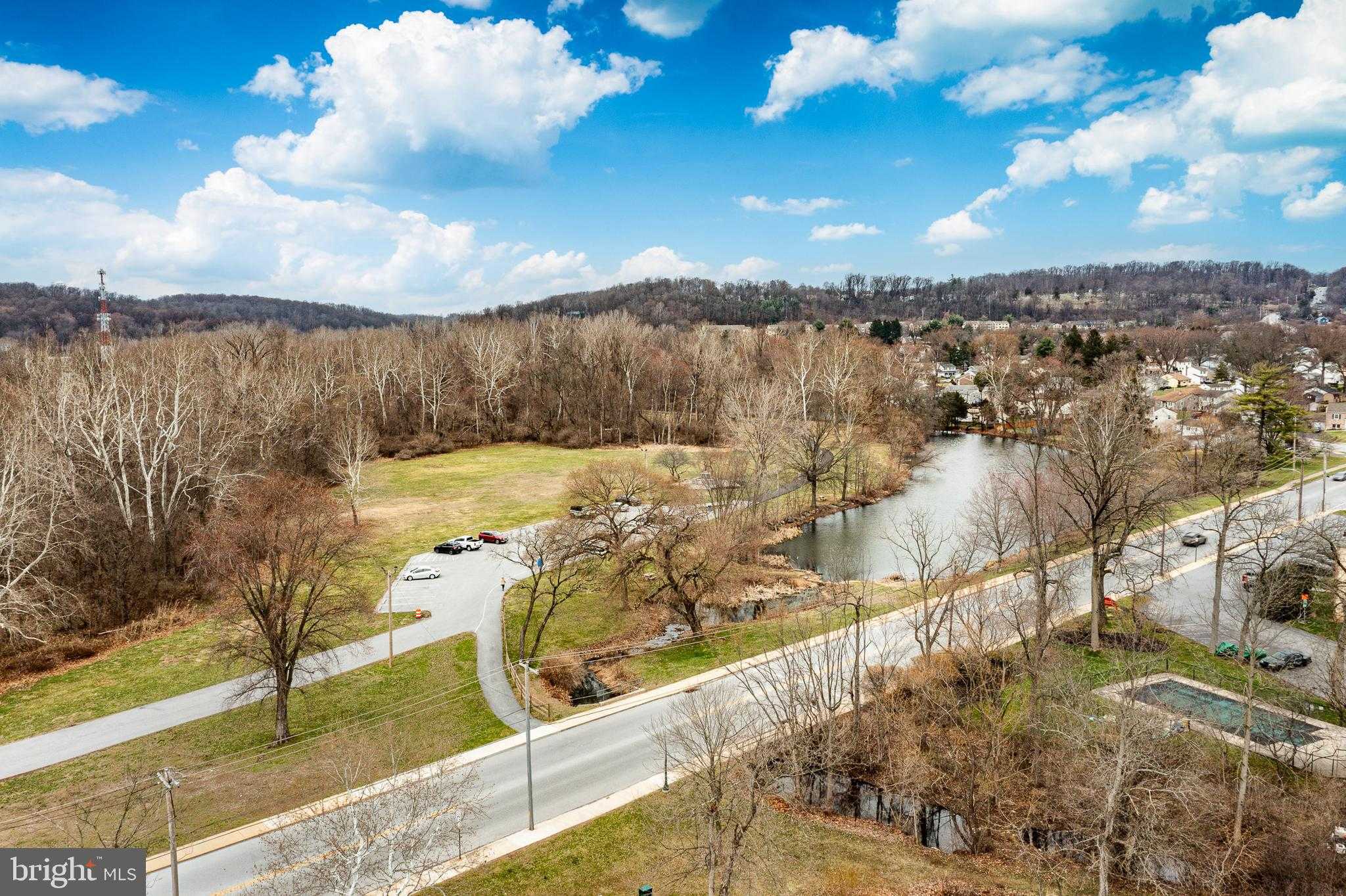 335 E Lancaster Ave Unit E4 photo 19