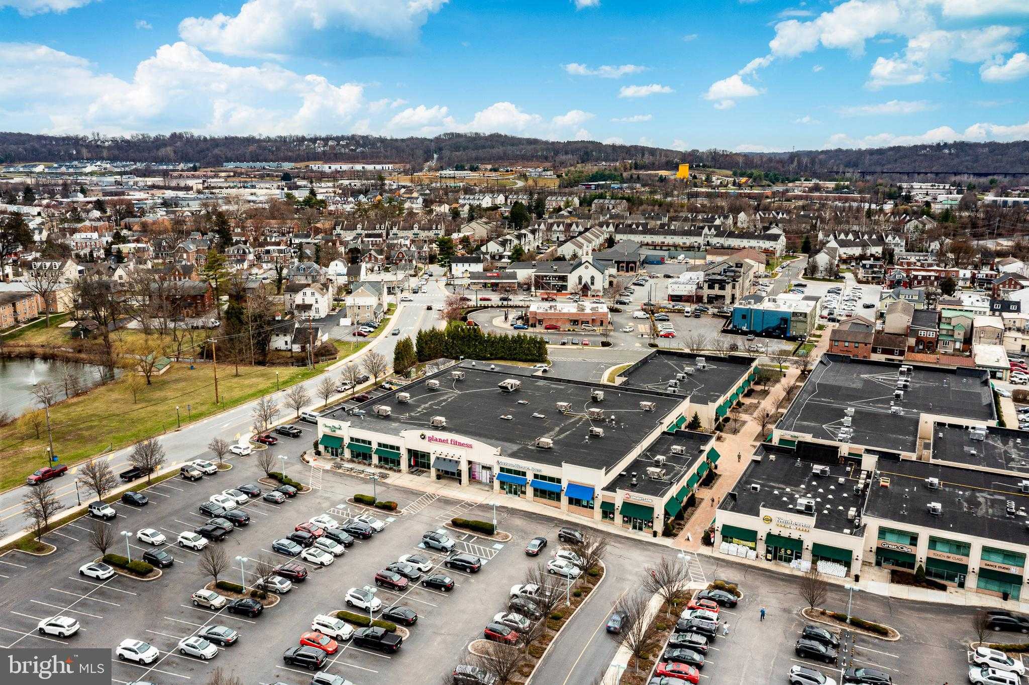 335 E Lancaster Ave Unit E4 photo 22