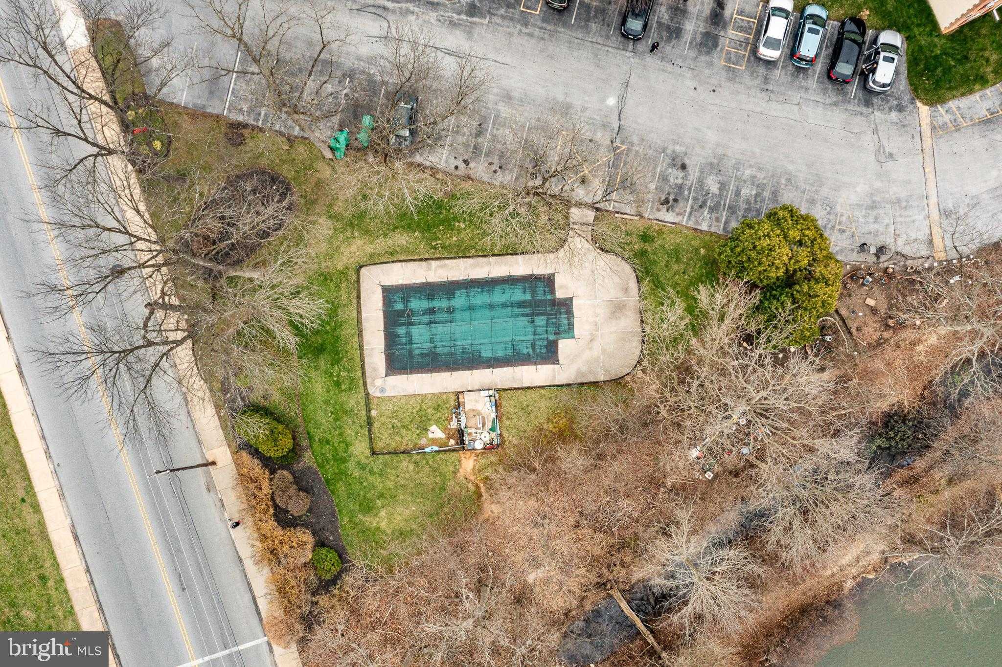 335 E Lancaster Ave Unit E4 photo 24