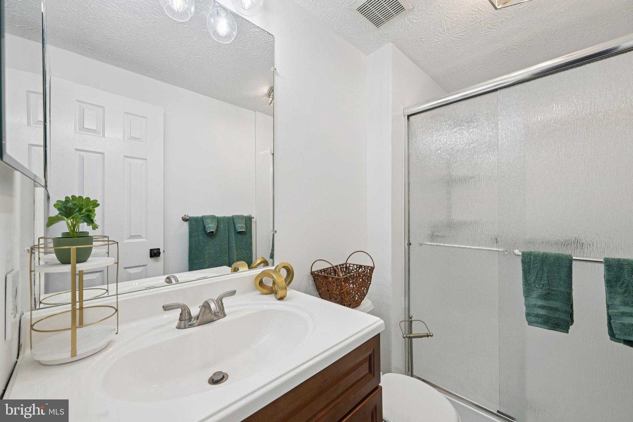 927 Jessicas Ln # 11 photo 18