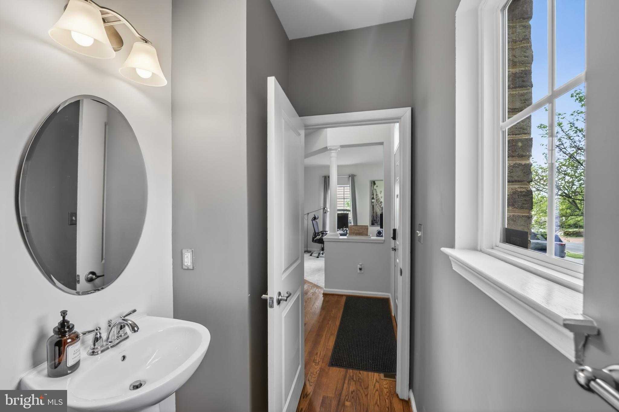 2803 Saint Marys View Rd photo 3