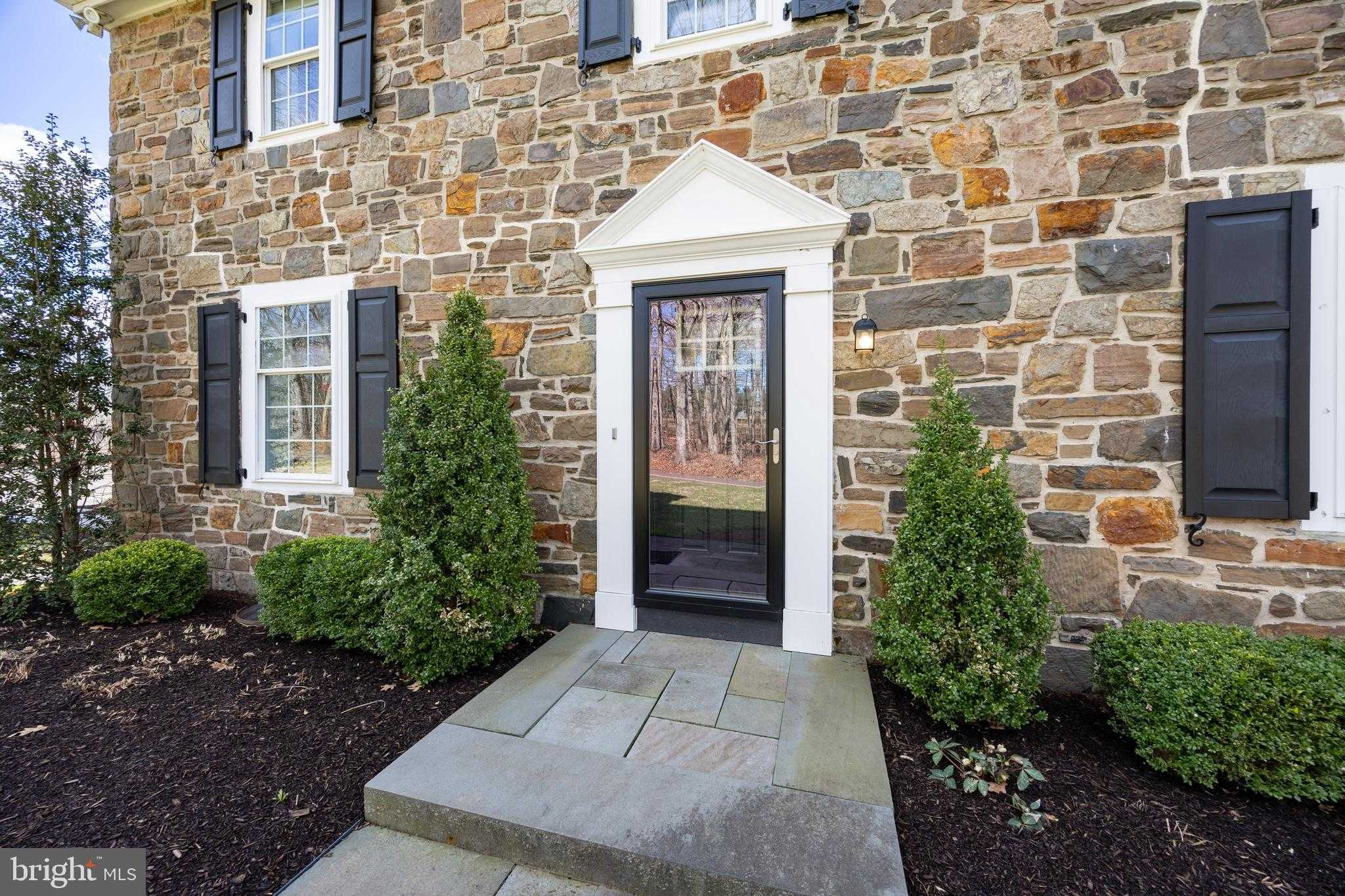 1196 Evansburg Rd photo 4