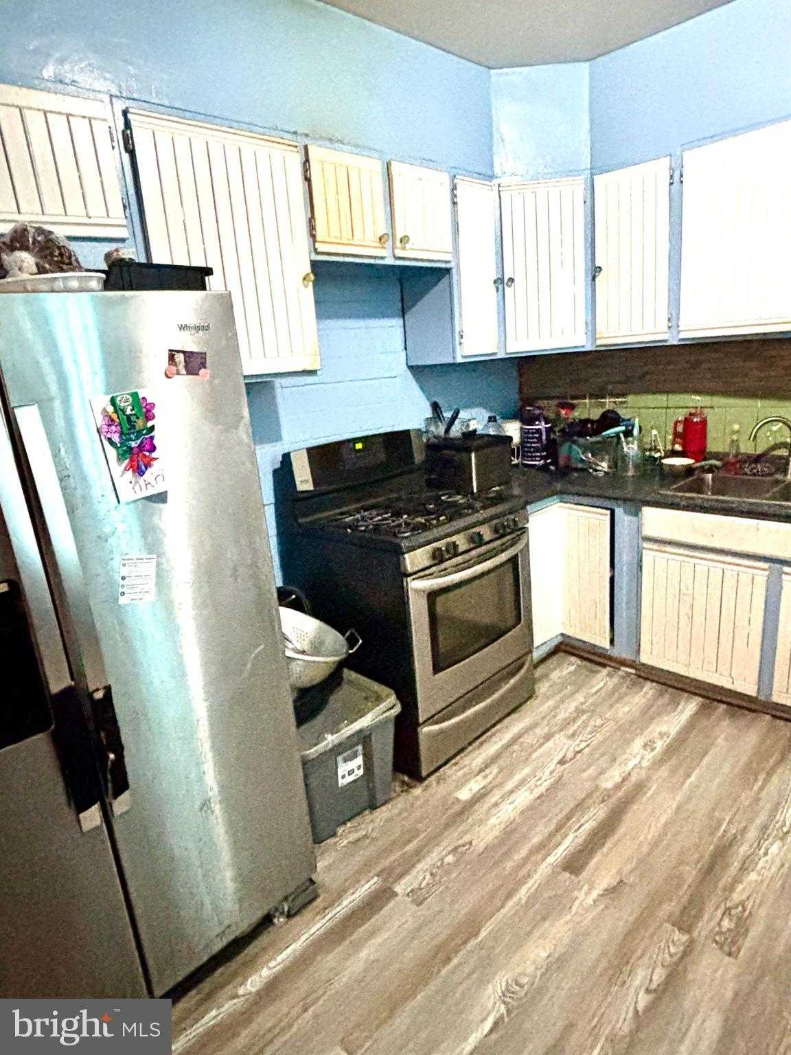 5233 N 6th St photo 7