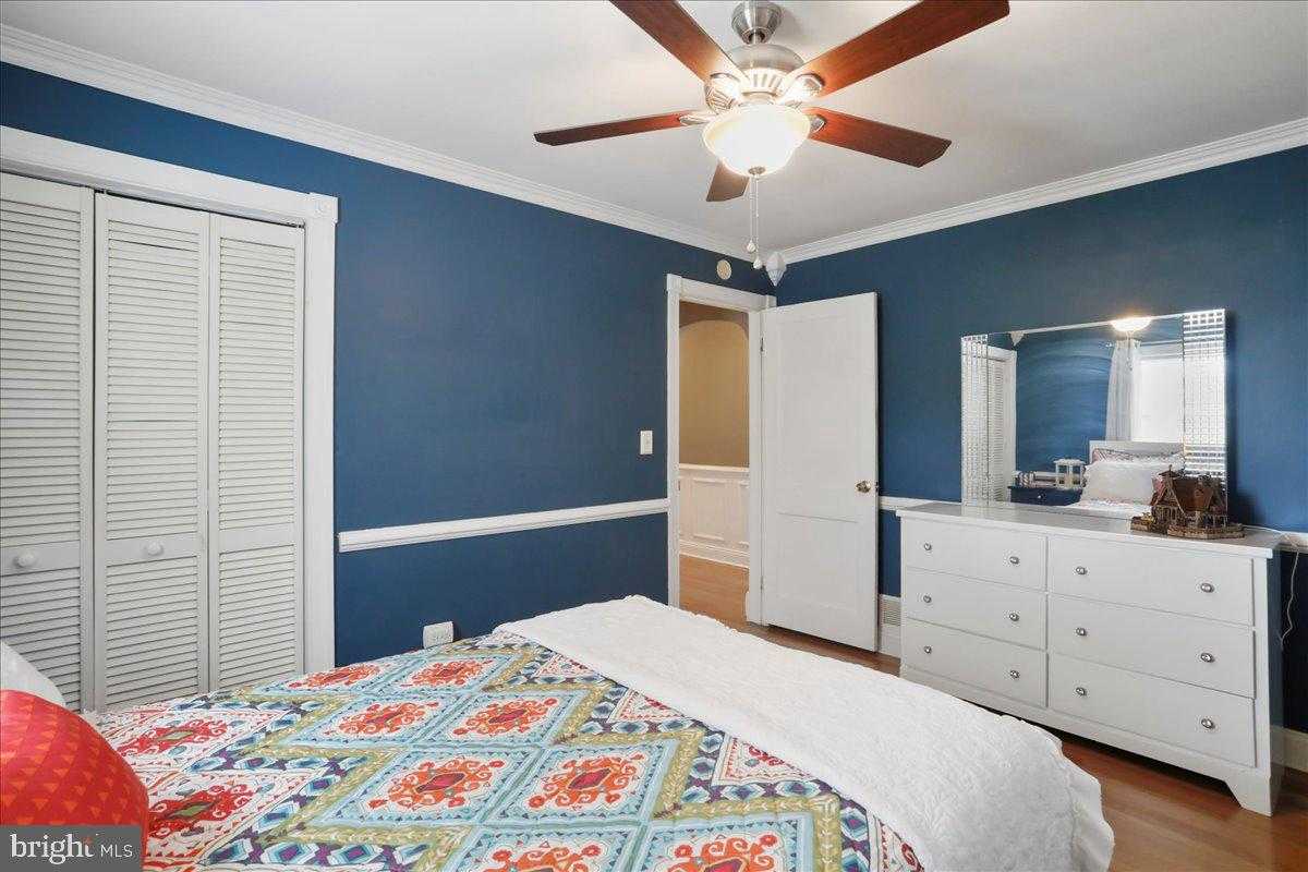 1102 Carrie Way photo 11