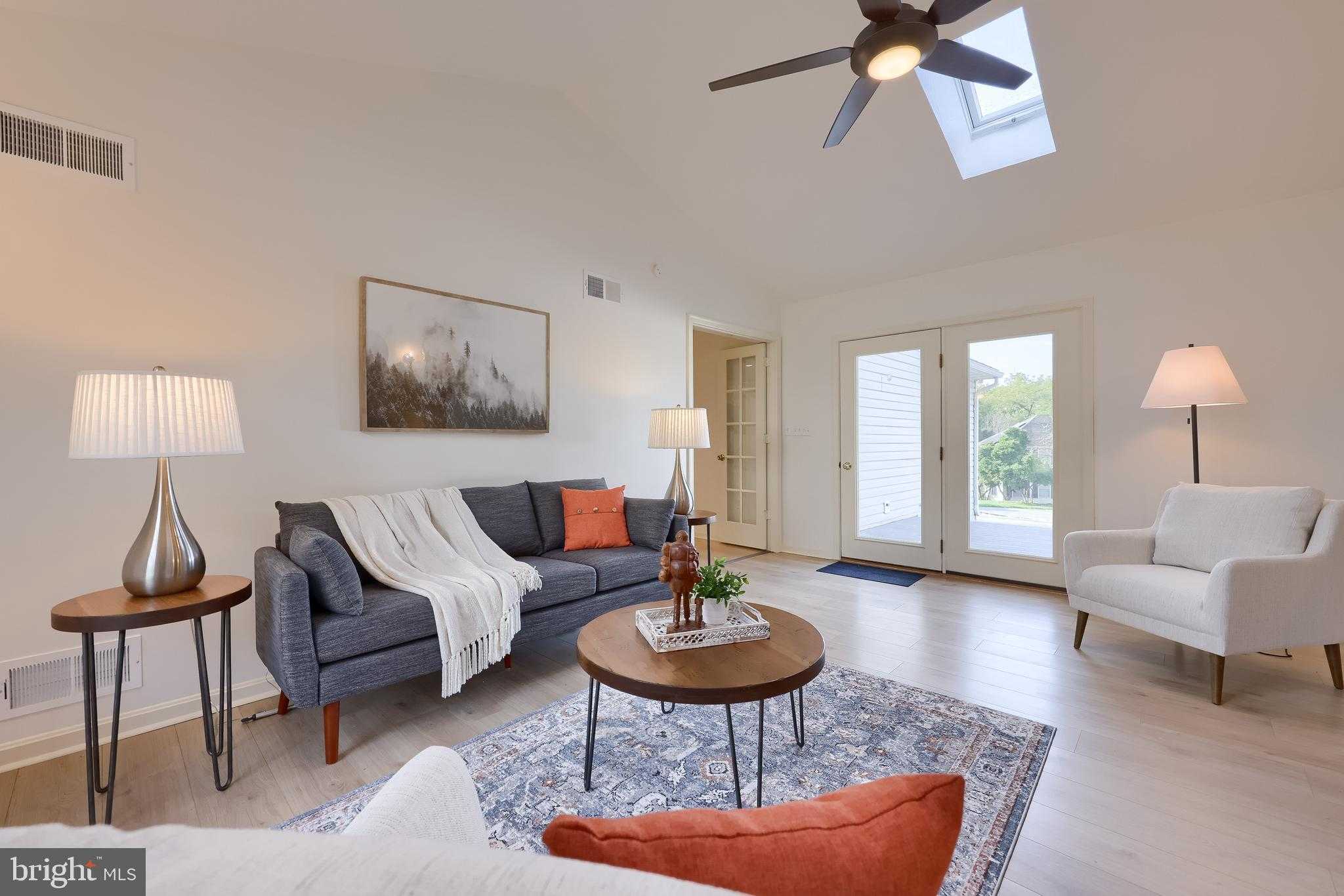 1 Brookwood Dr photo 2