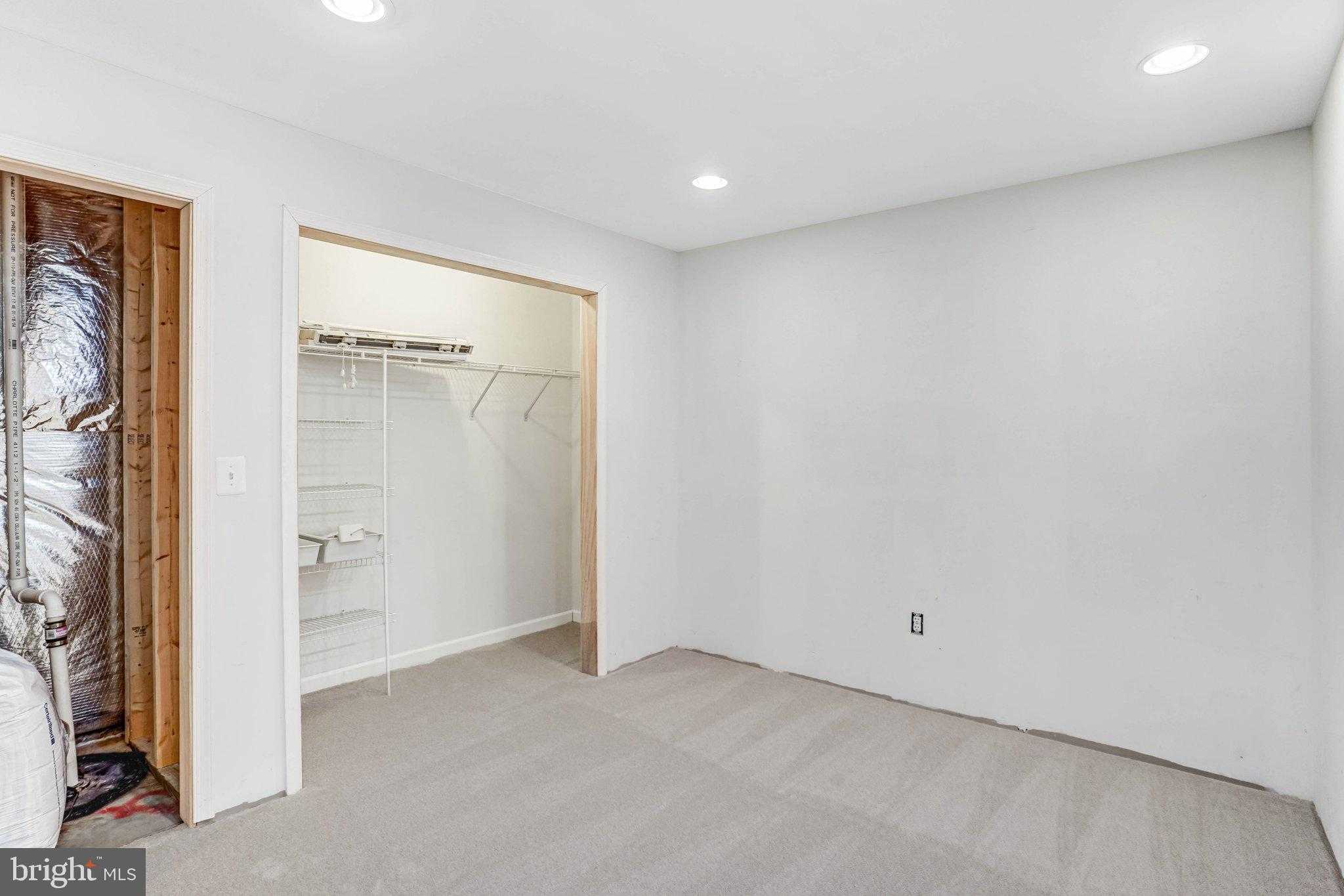 13071 Invergordon St photo 45