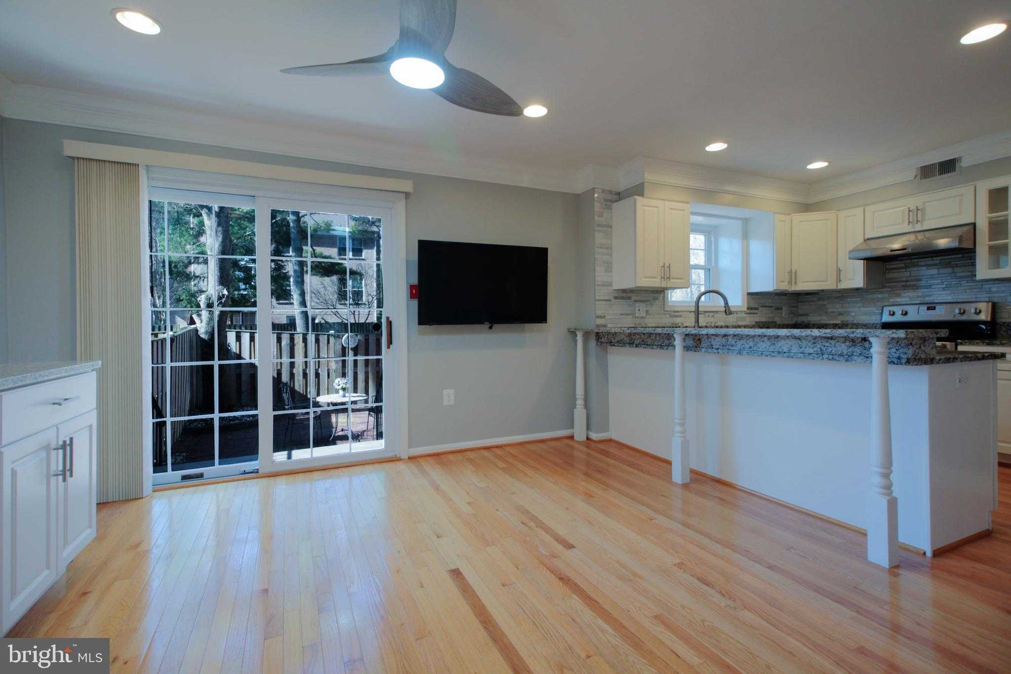 9120 Sweet Spice CT photo 15