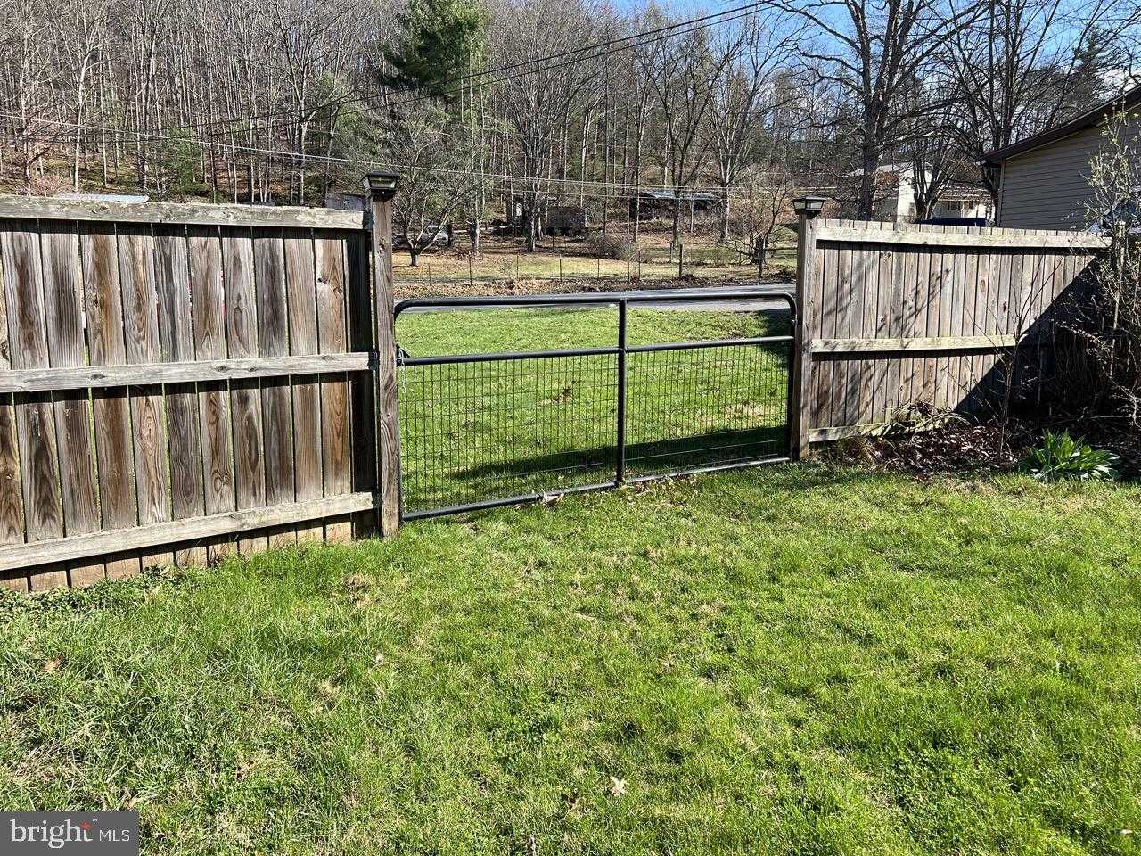 1194 Jenkins Run Rd photo 9