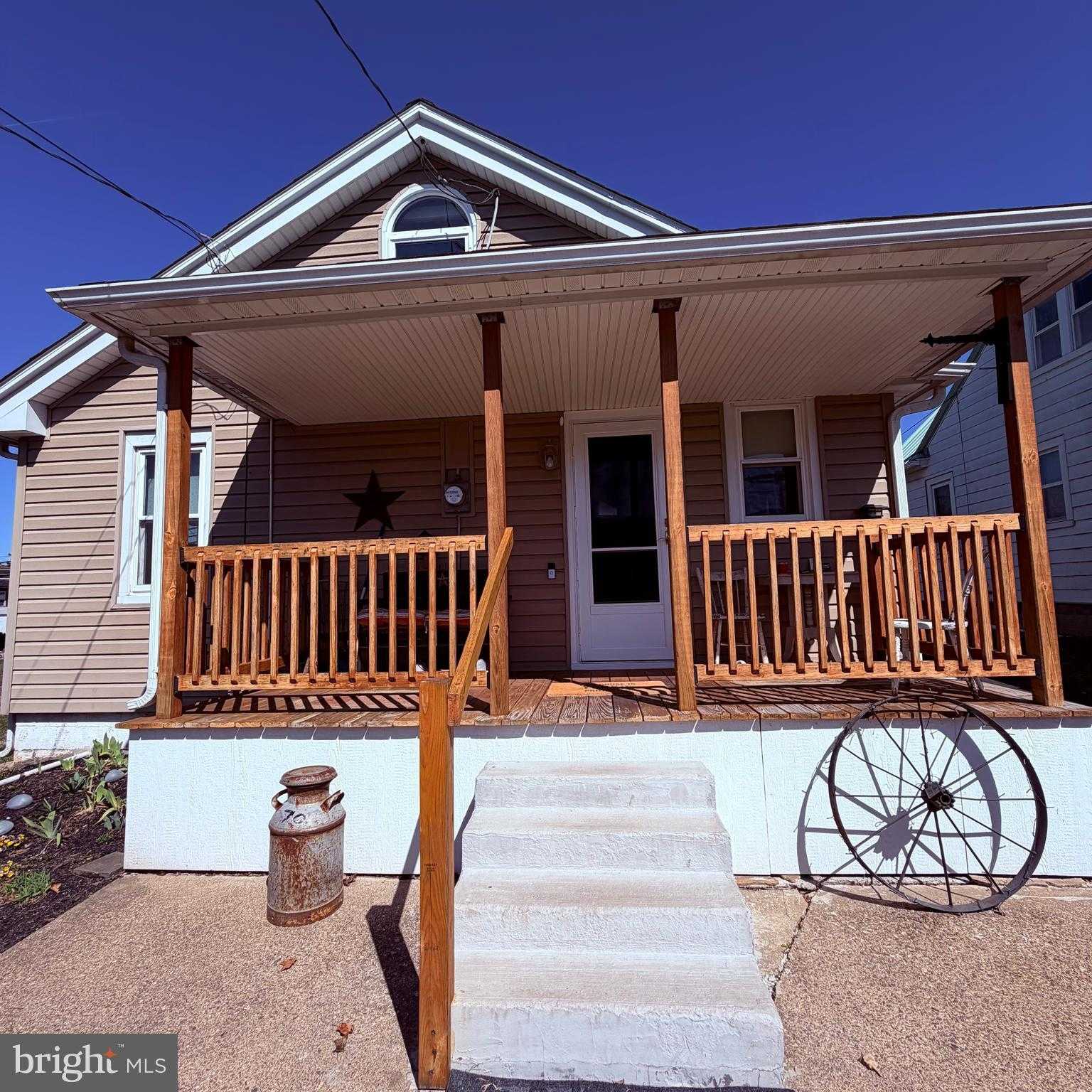 822 State St photo 38