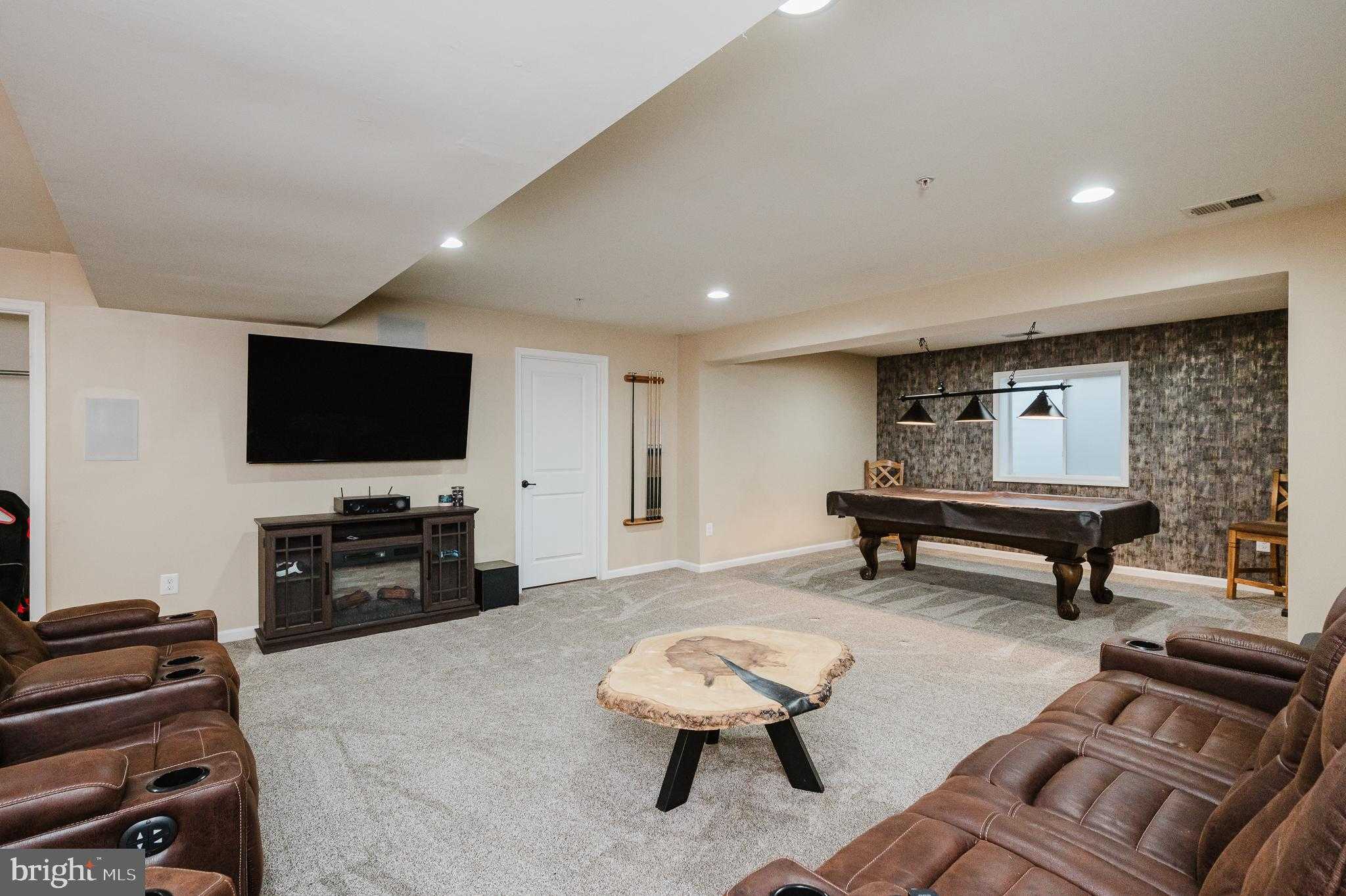 744 Falcon Ln photo 69