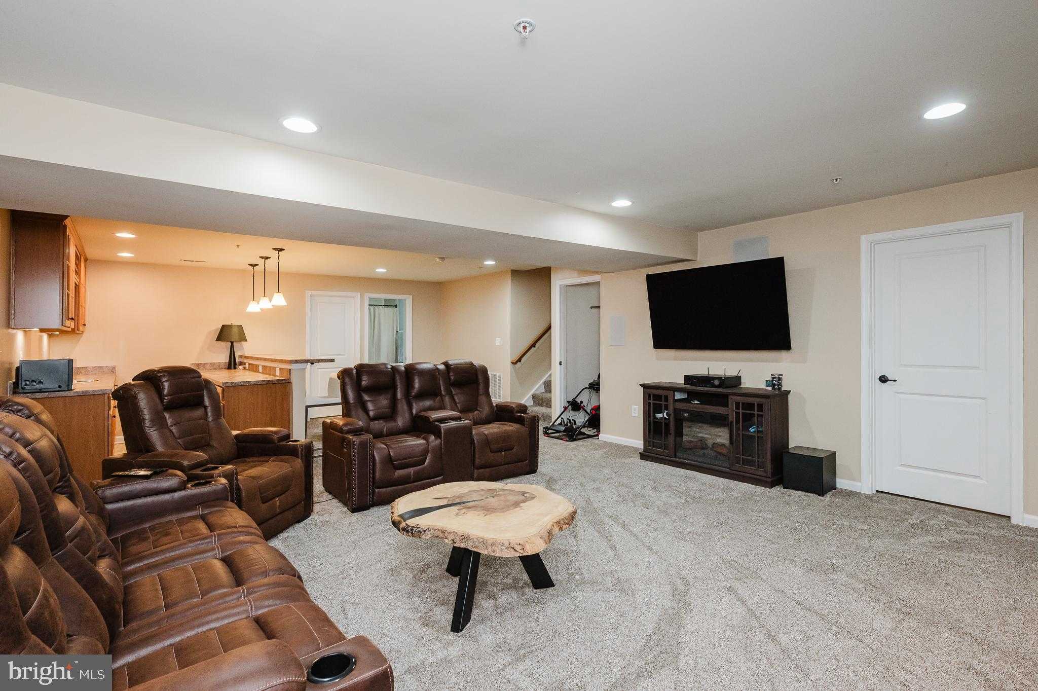 744 Falcon Ln photo 72