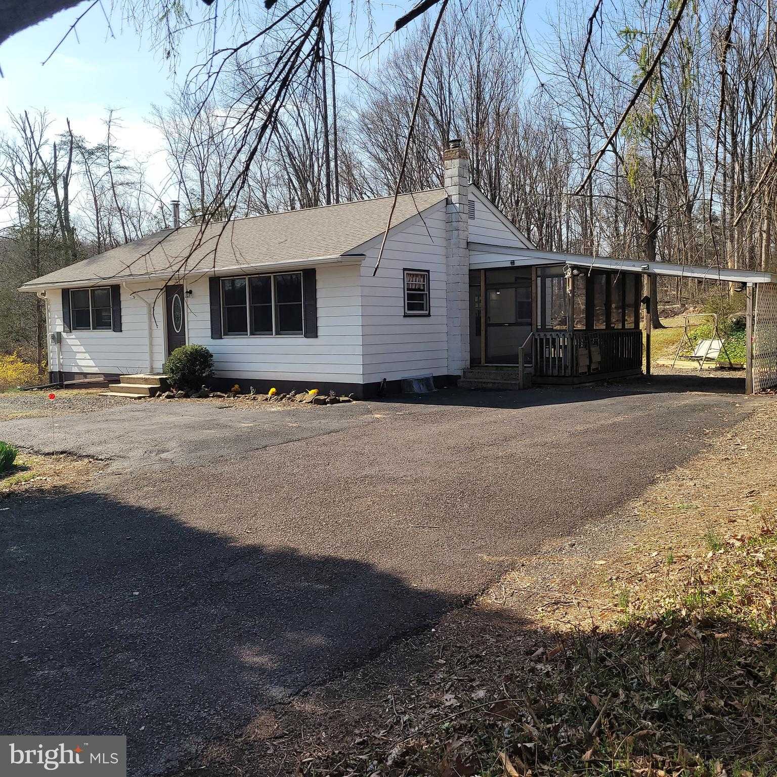 2720 Hauck Rd photo 2