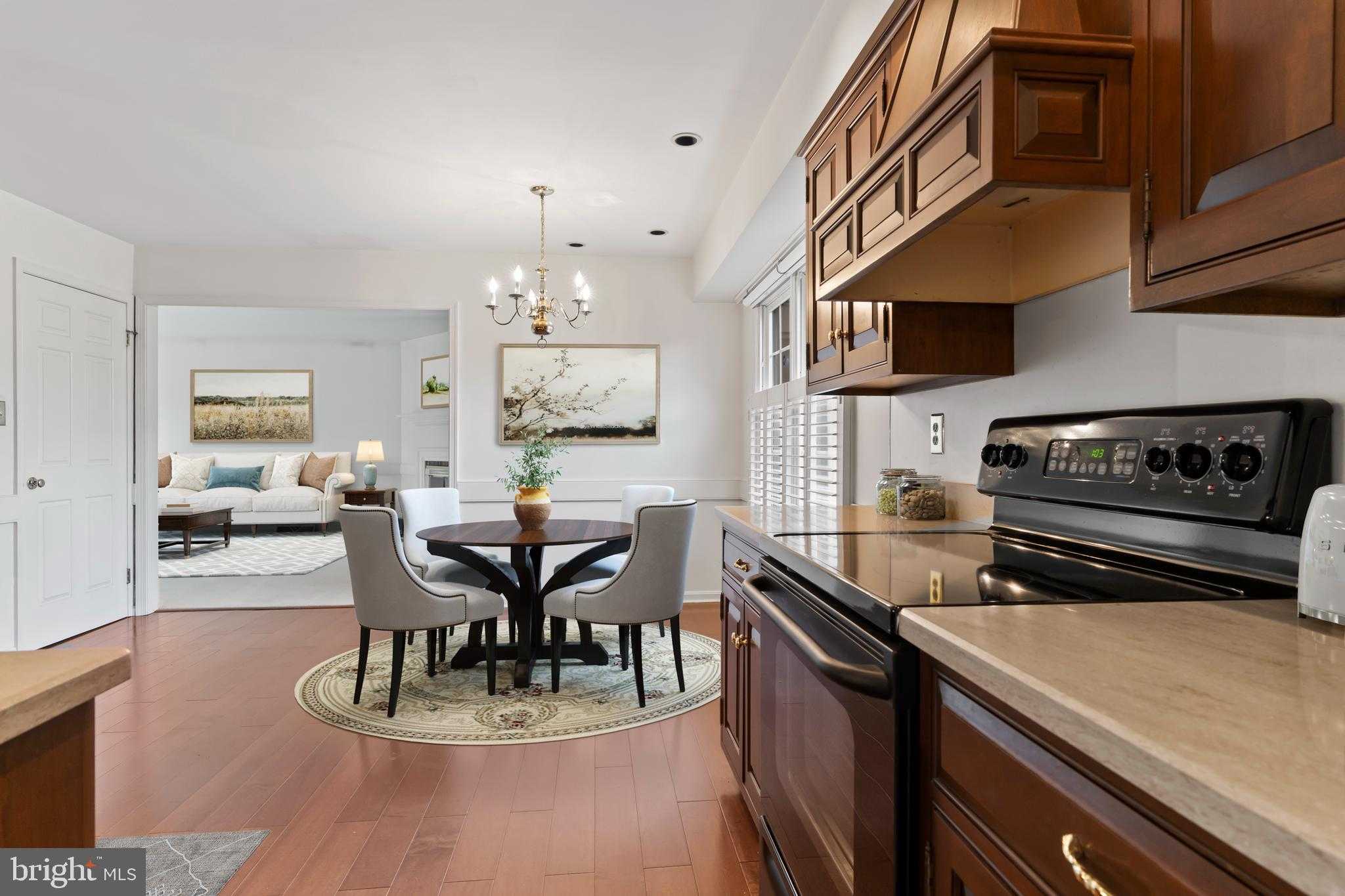 6334 Pennsboro Dr photo 10