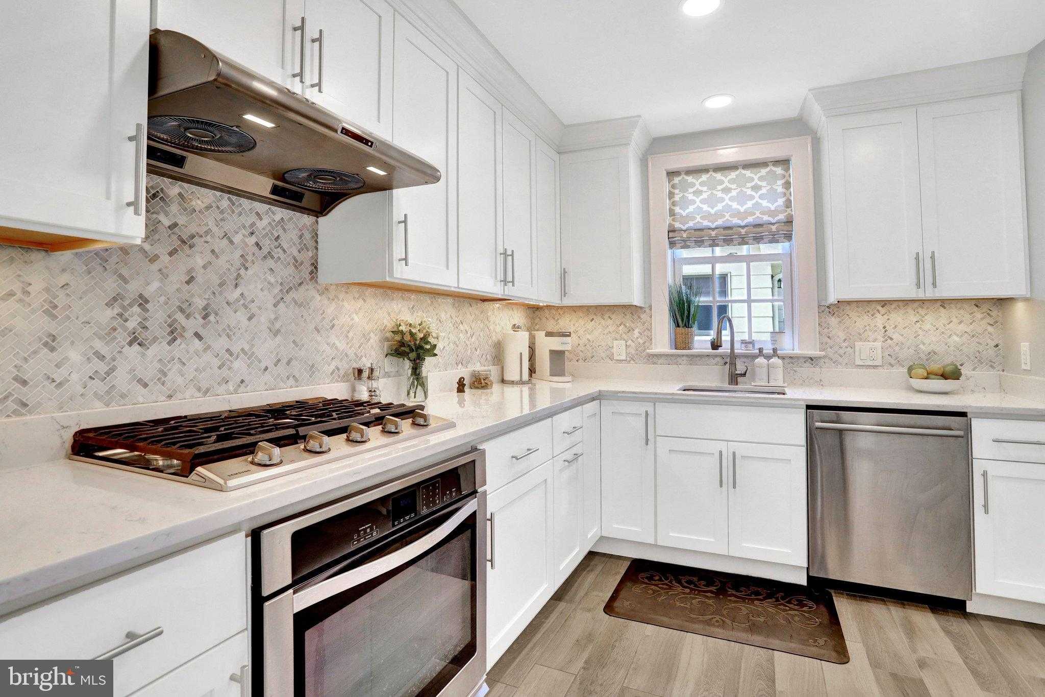 102 W Mason Ave photo 20