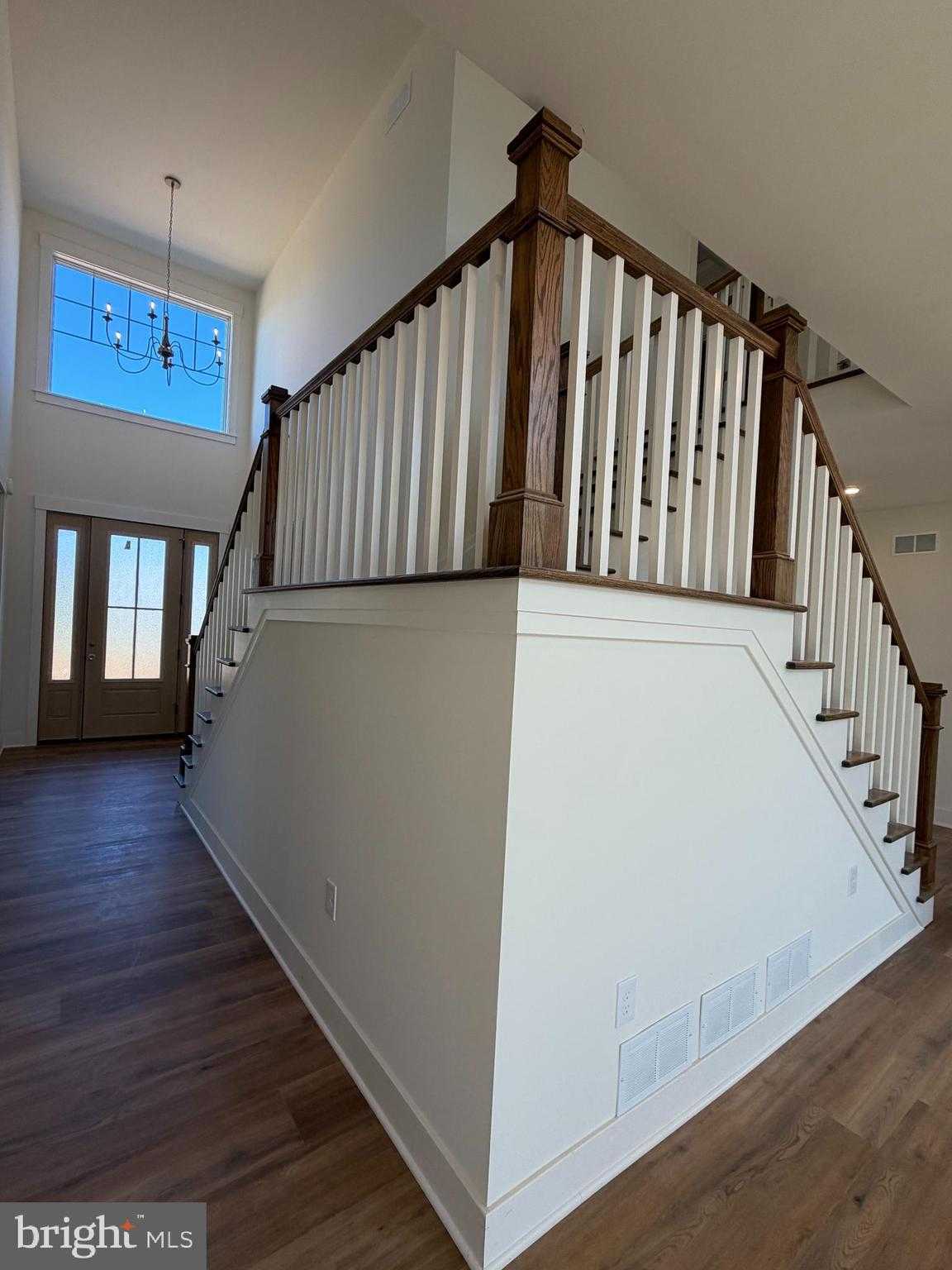 513 Cheltenham CT photo 17