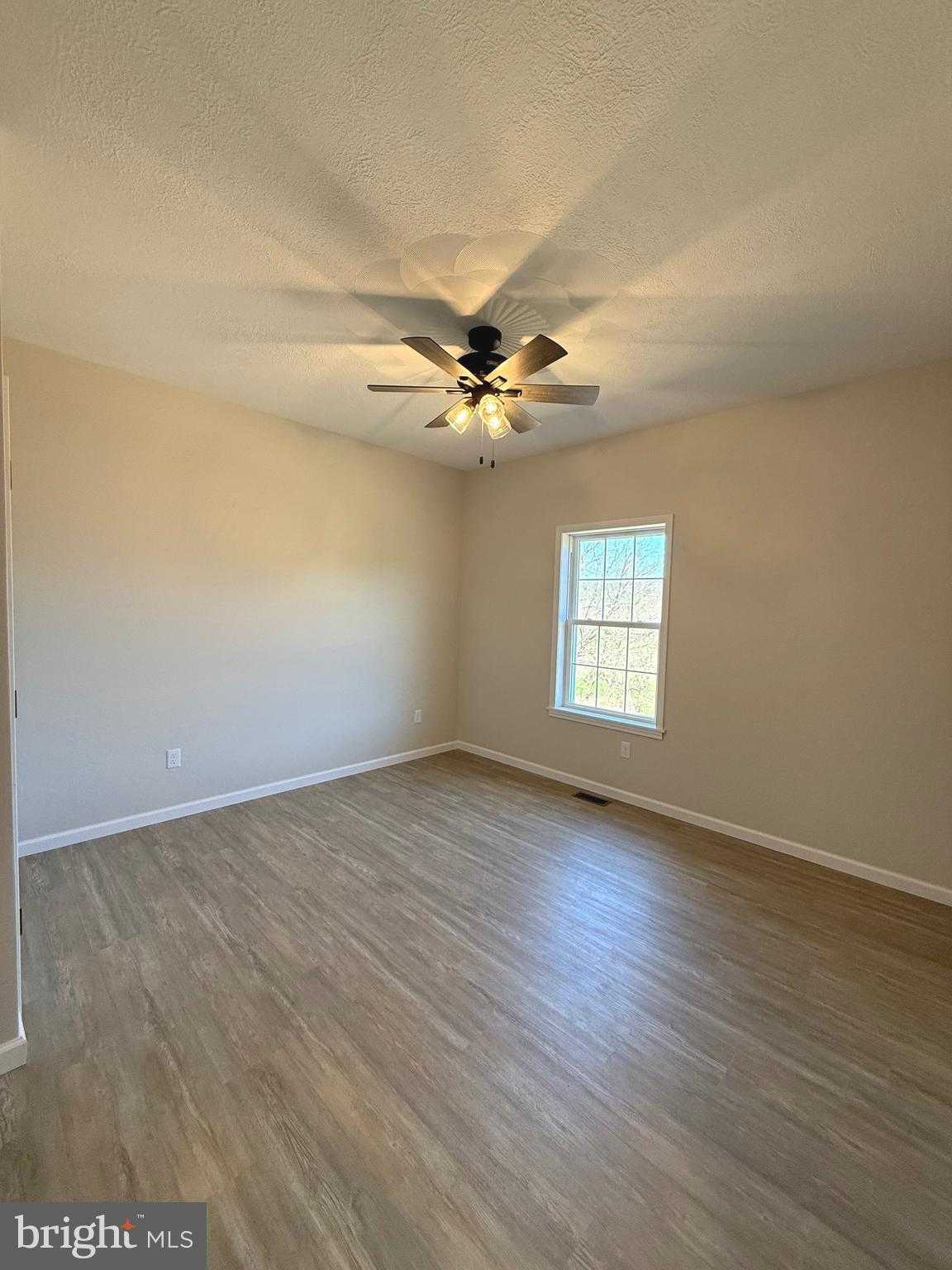 152 Fisher Ln photo 34