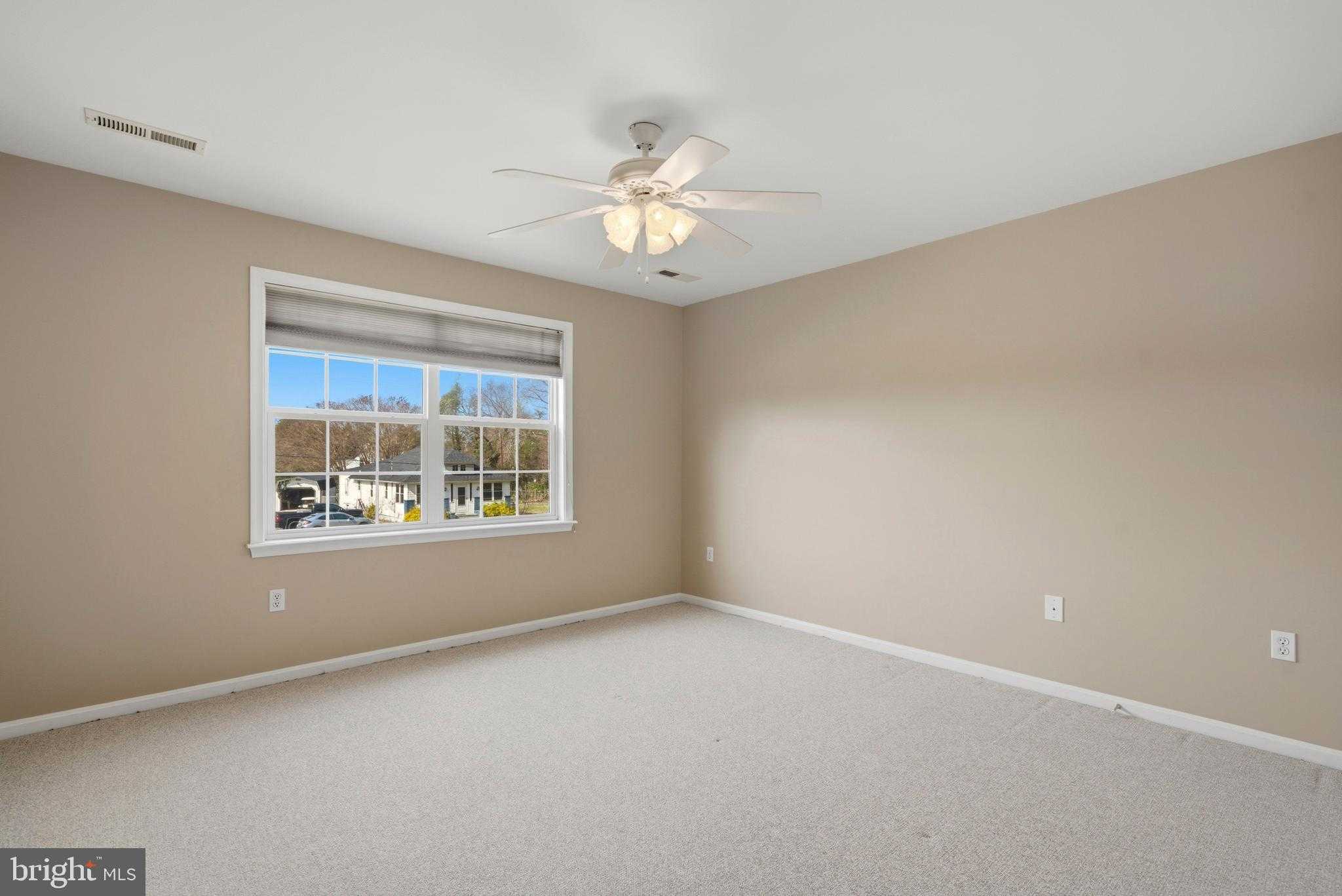 8275 Broomes Island Rd photo 30