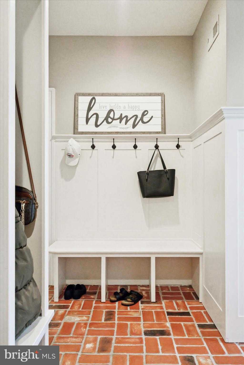 1004 Brick House Farm Ln photo 13