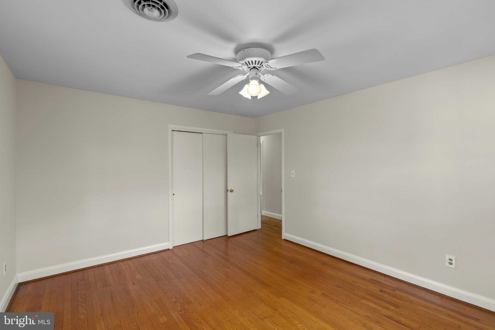 9714 Frederick Rd photo 27