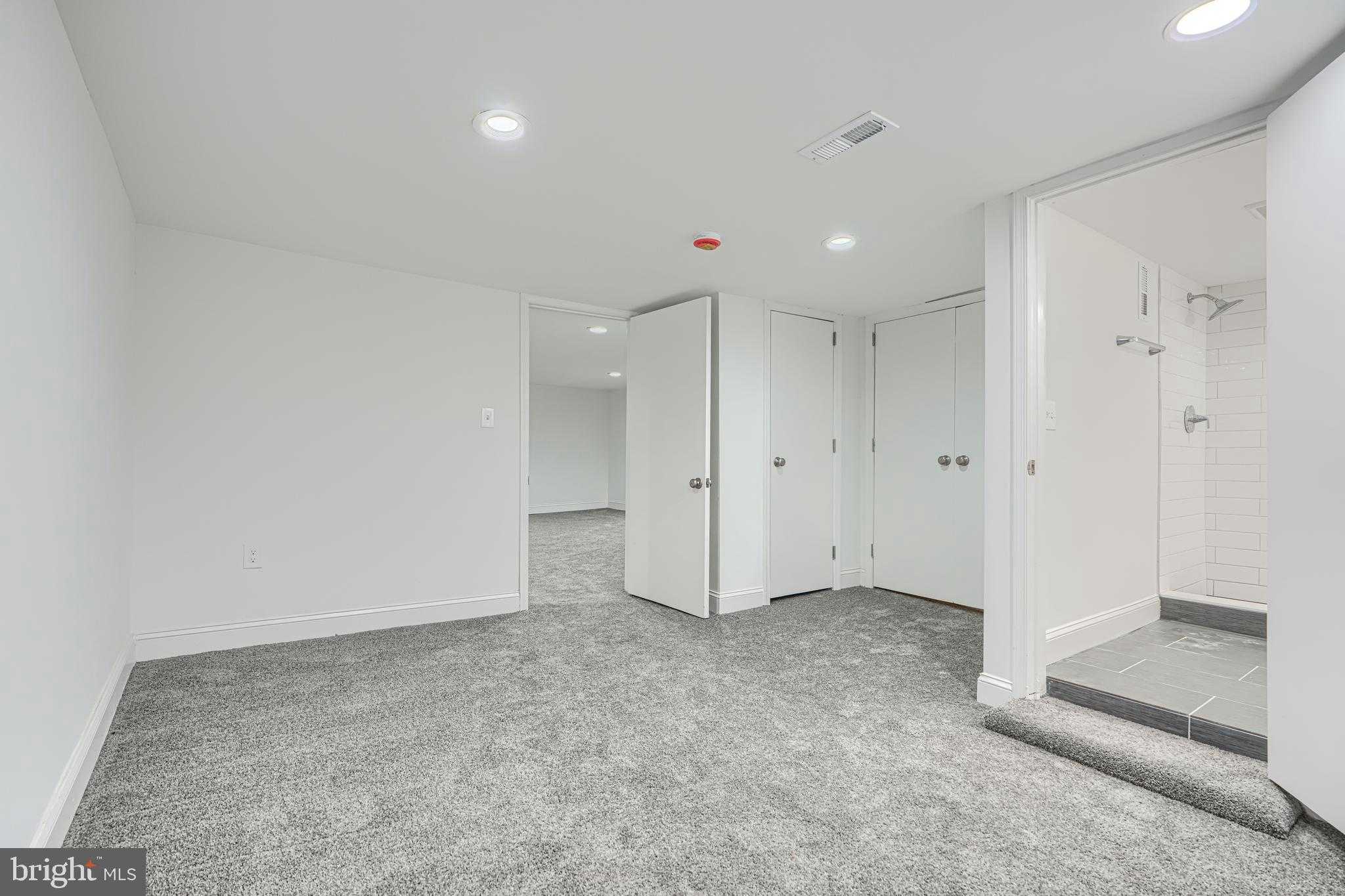 615 Linnard St photo 23