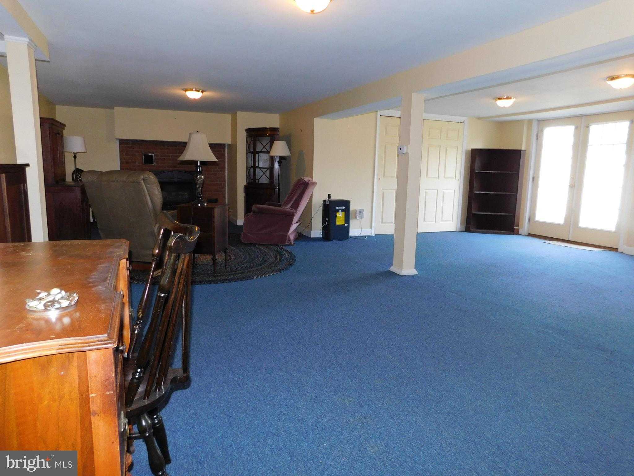 15253 Ressler Ln photo 16