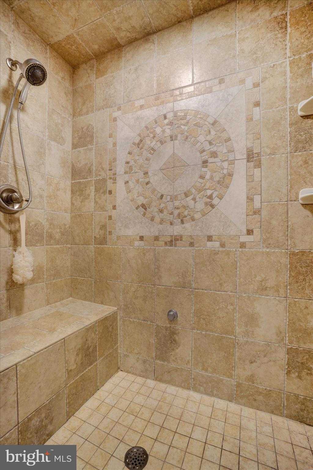 6446 Mccormick Ln photo 32