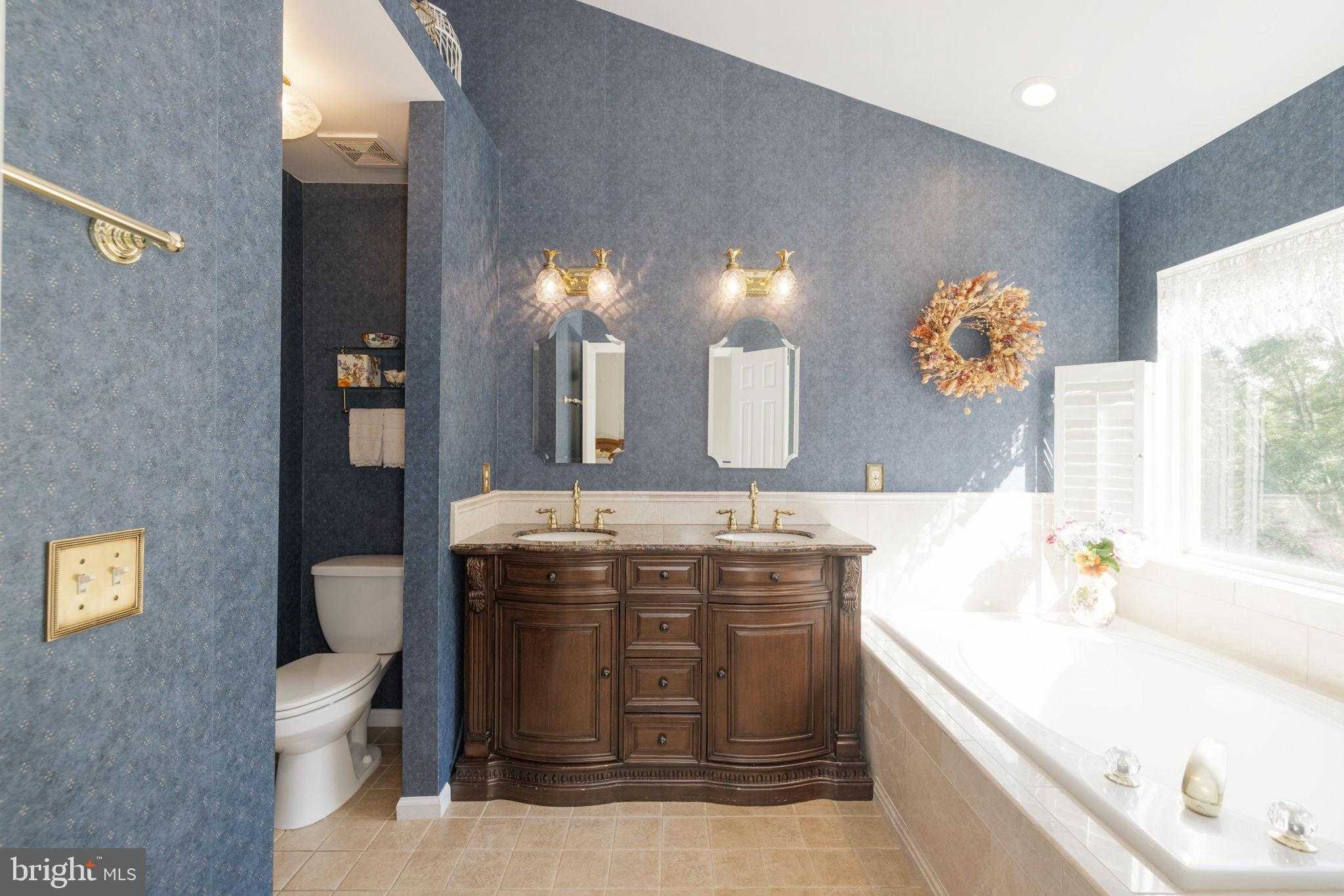 7826 Desiree St photo 39