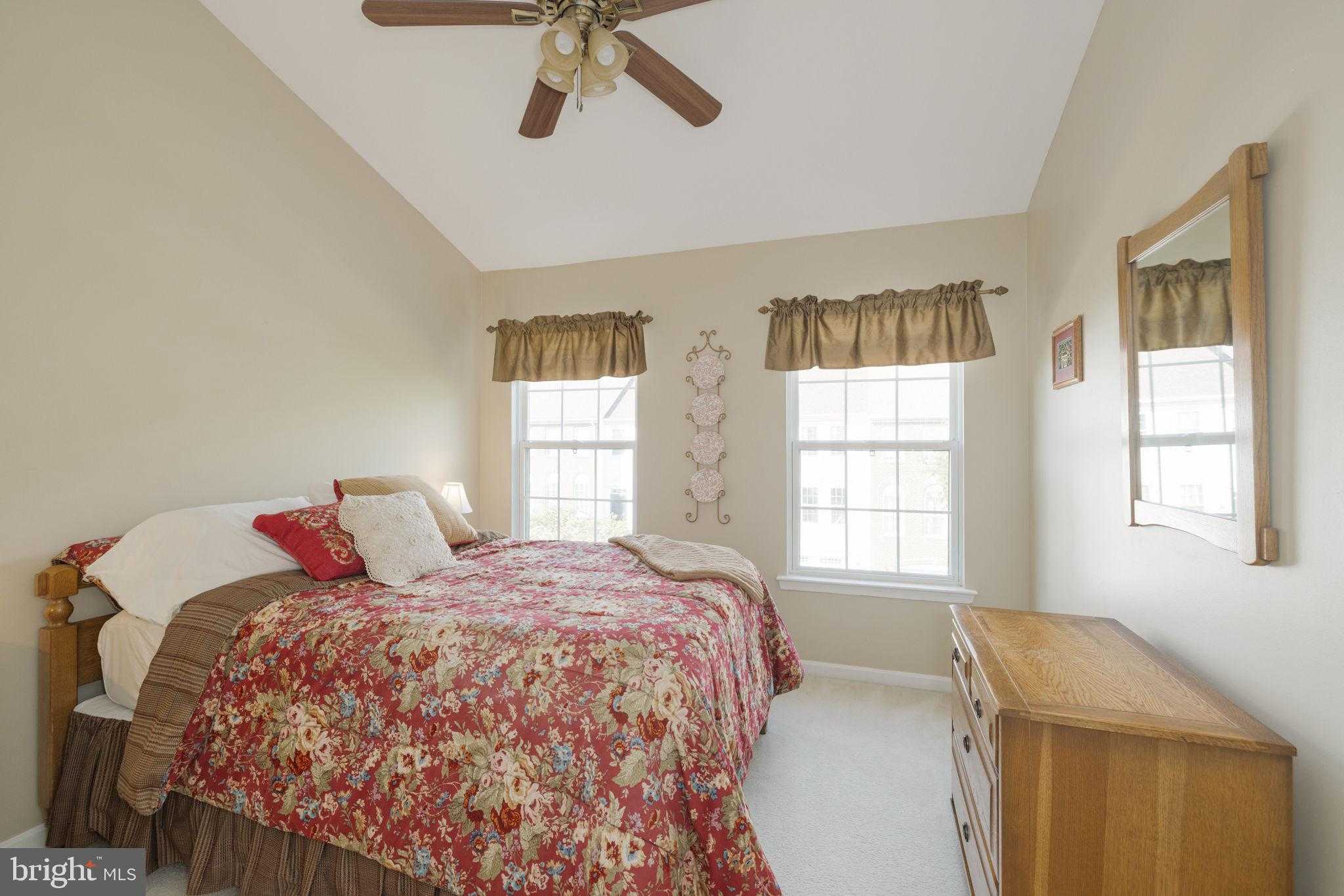 7826 Desiree St photo 43