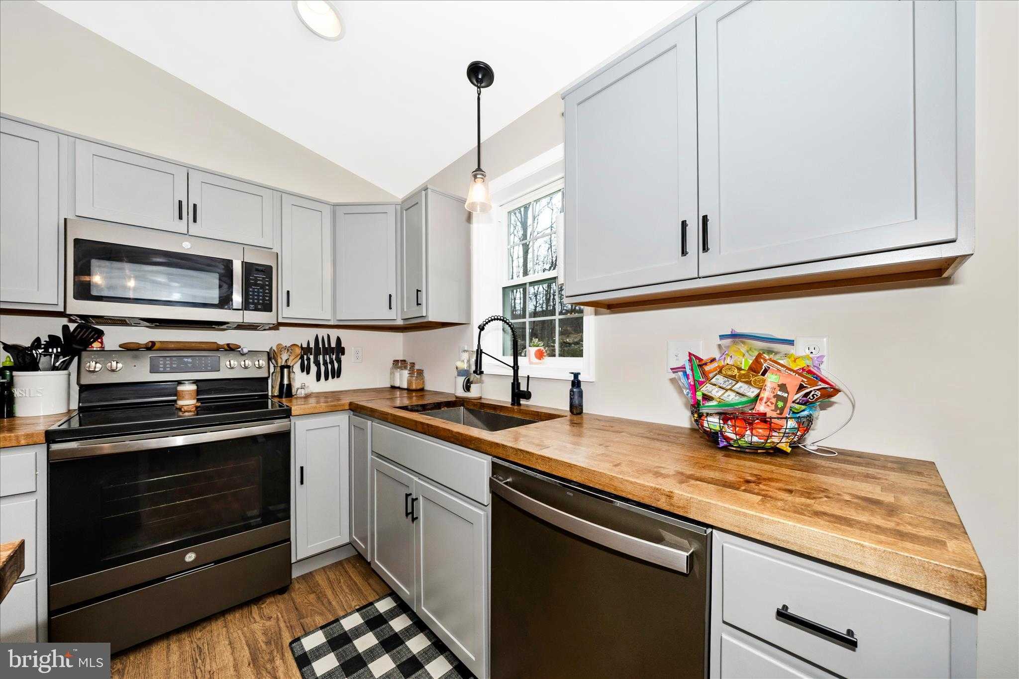 12639 Pen Mar Rd photo 19