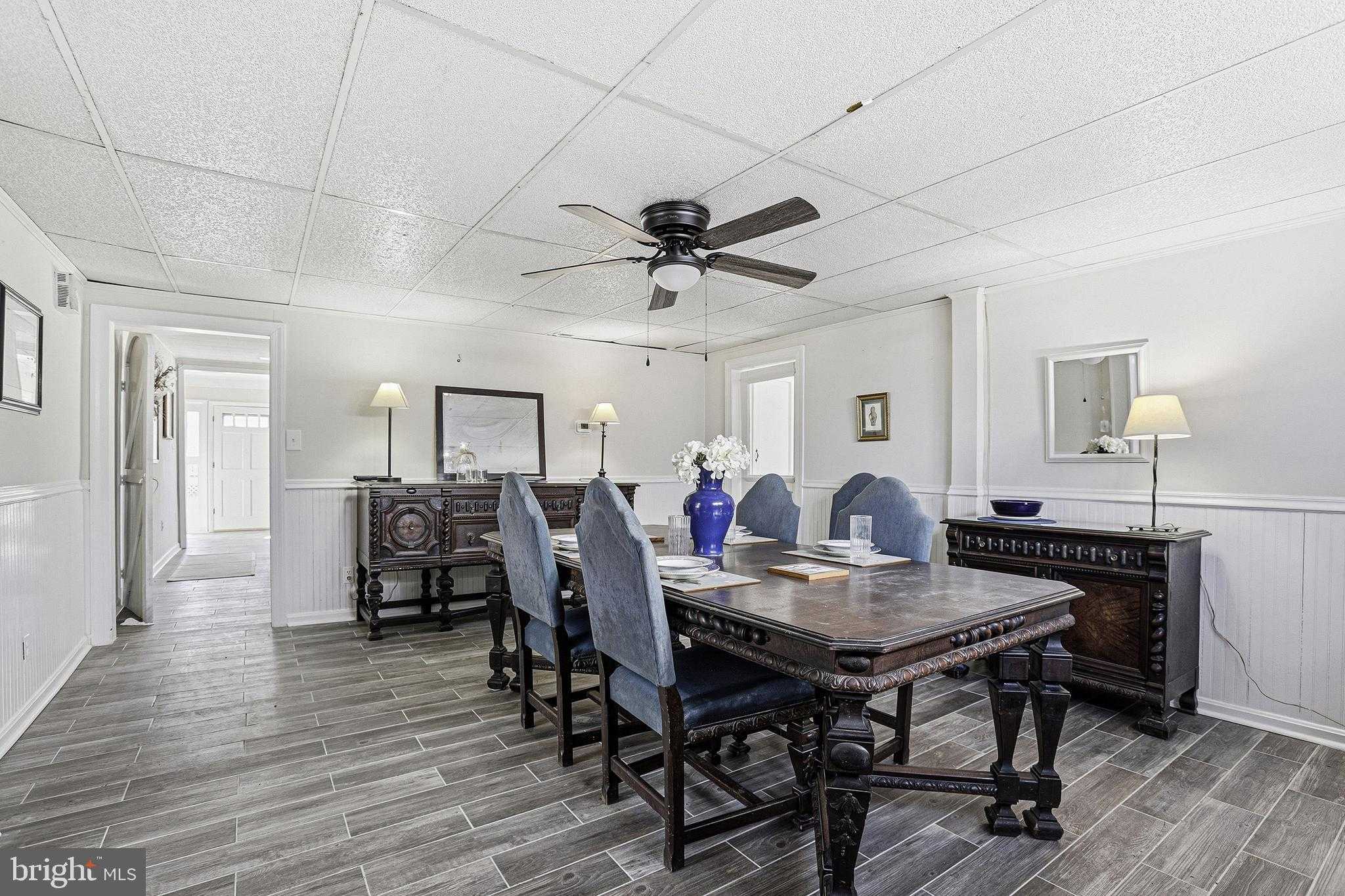 31 Bancroft Ave photo 16