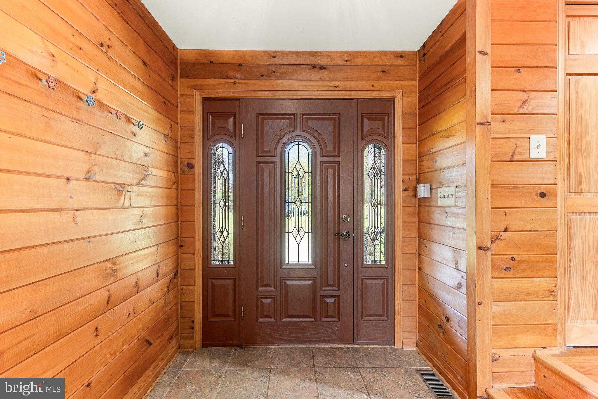 224 Oates Rd photo 2