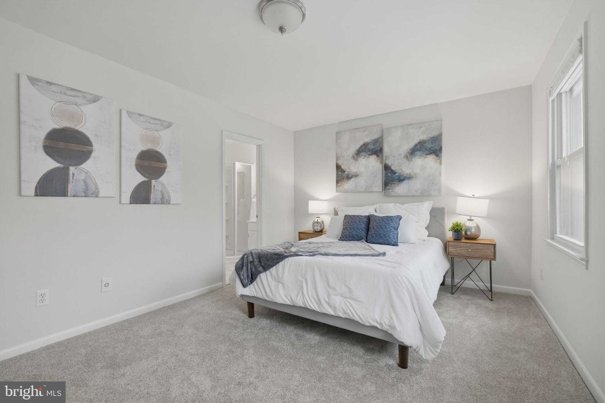 2938 Espana CT photo 18